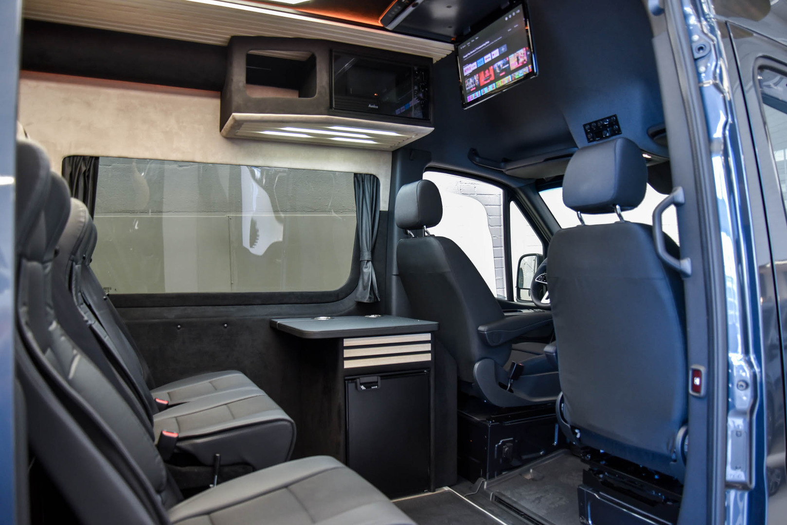 MERCEDES-BENZ Sprinter 2024