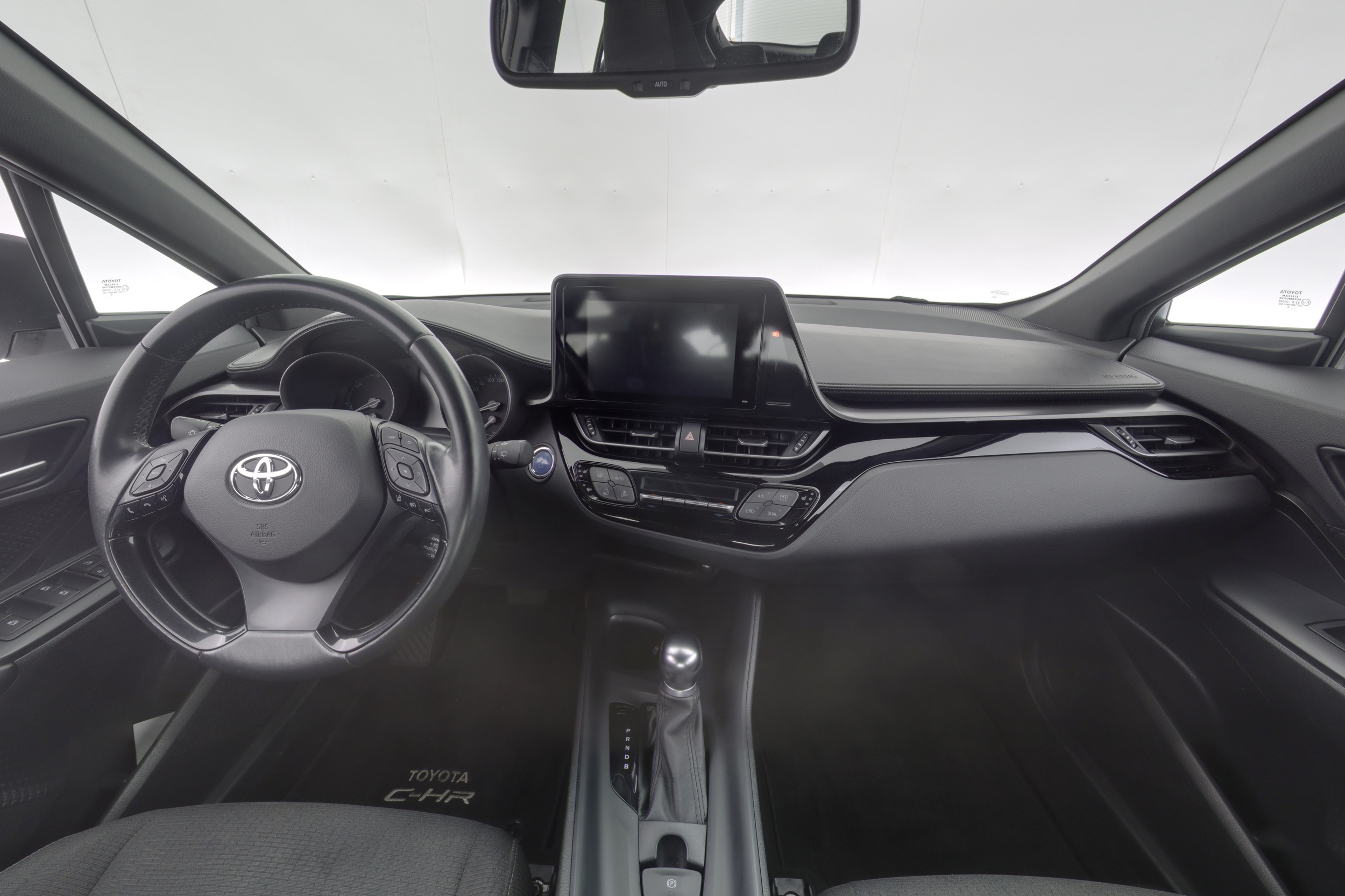 Toyota C-HR 10