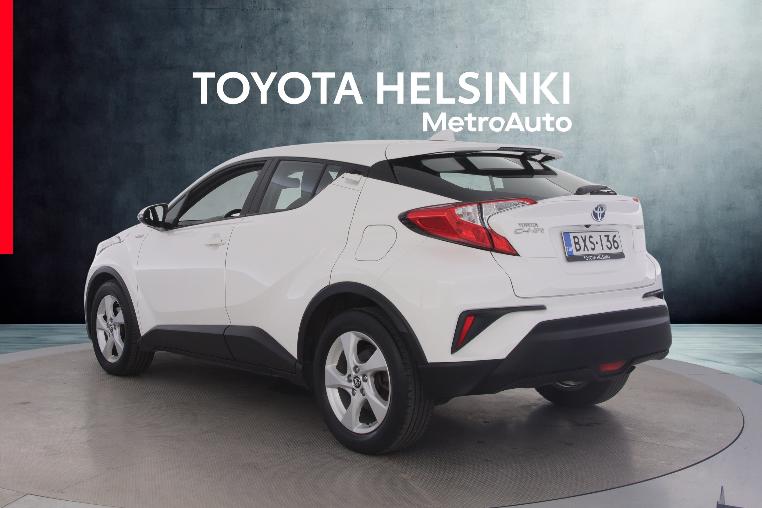 Toyota C-HR 2