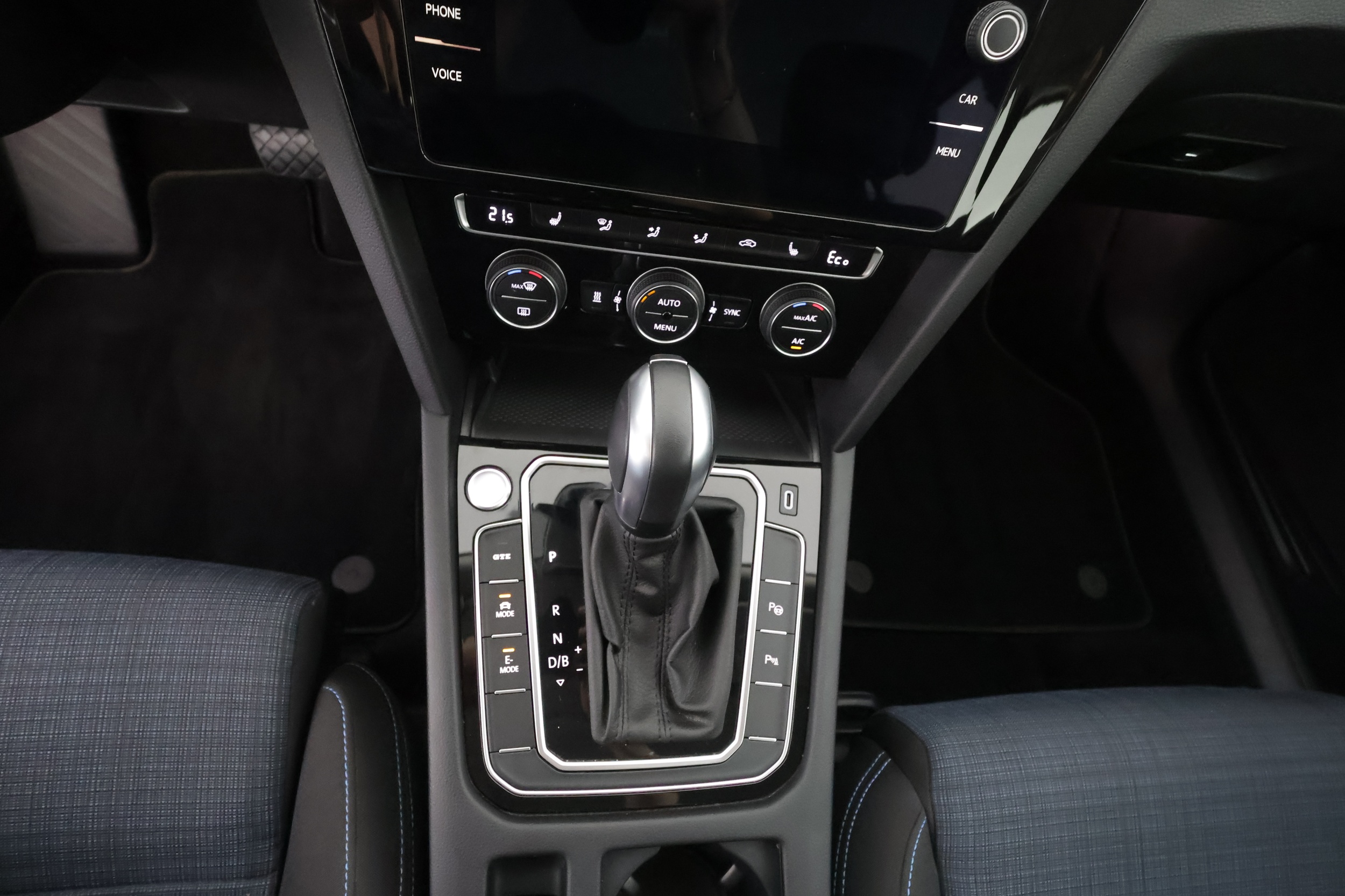 Volkswagen Passat 13