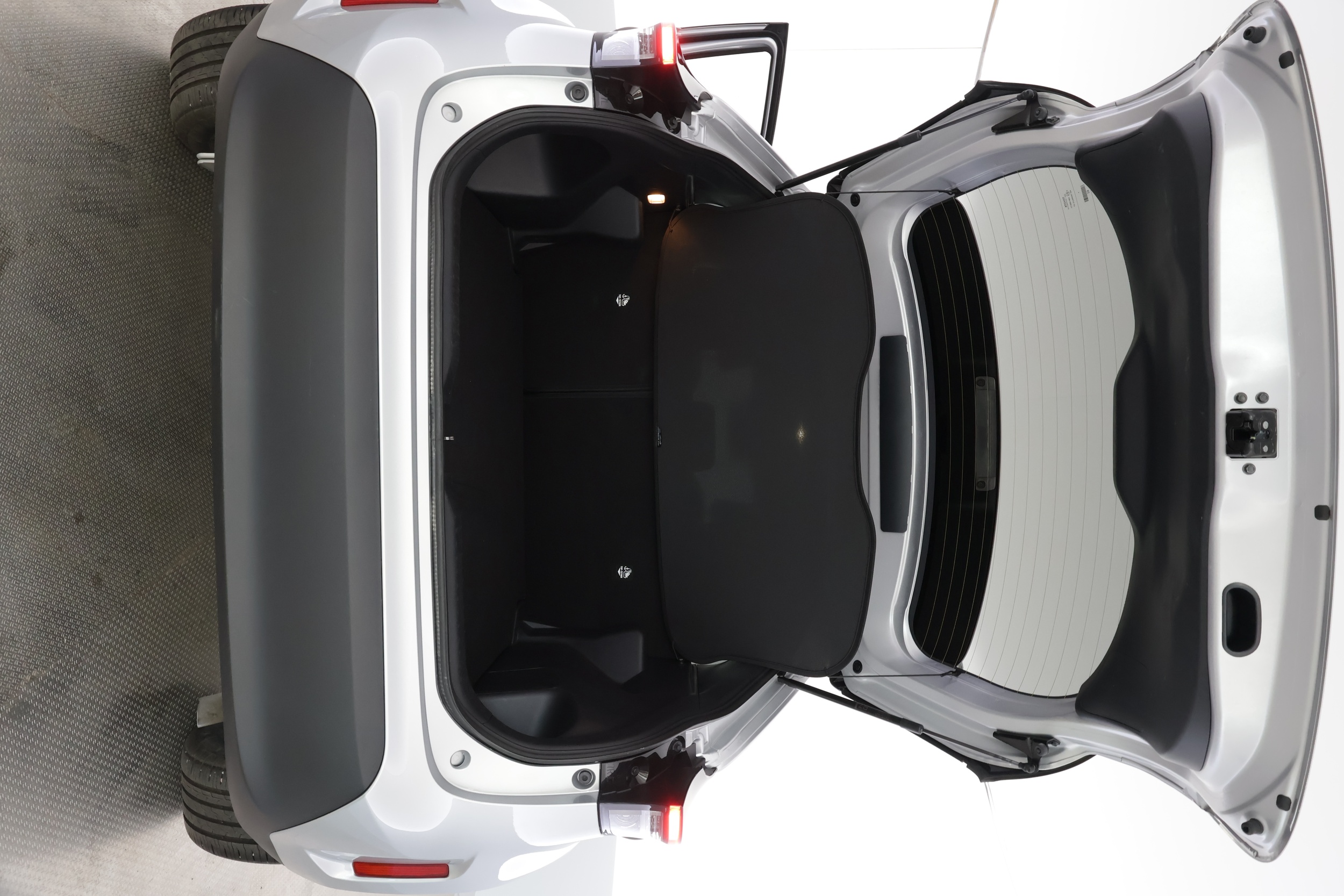 Toyota Yaris Cross 23