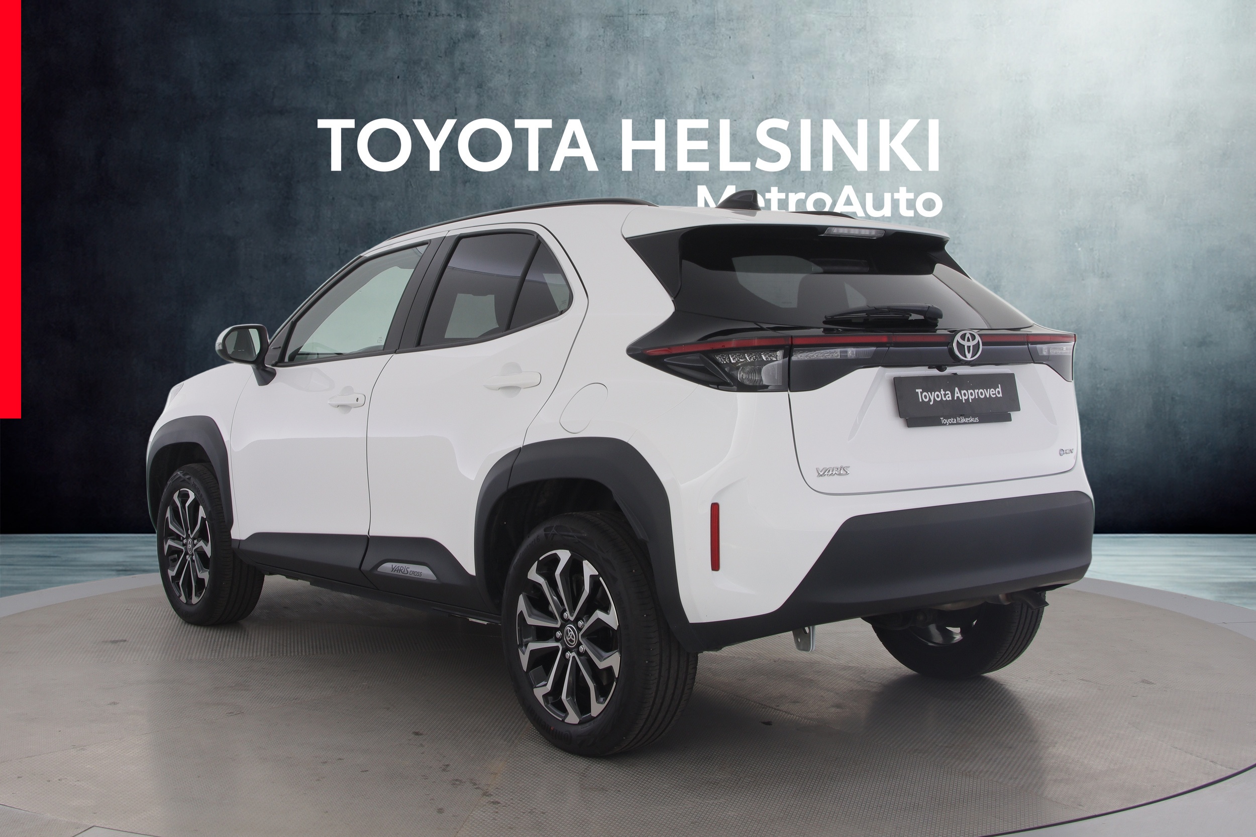 TOYOTA Yaris Cross 7