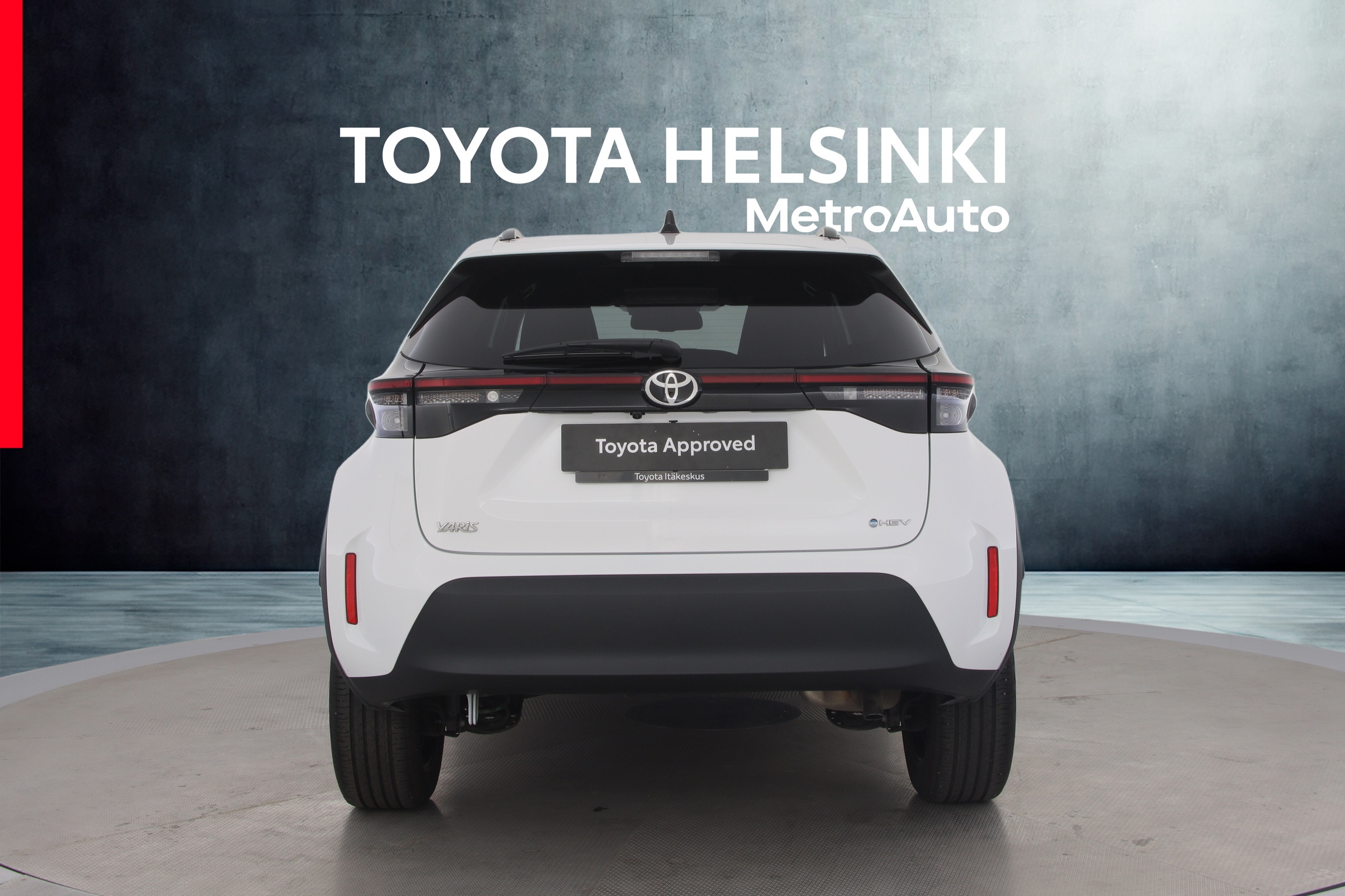 TOYOTA Yaris Cross 8