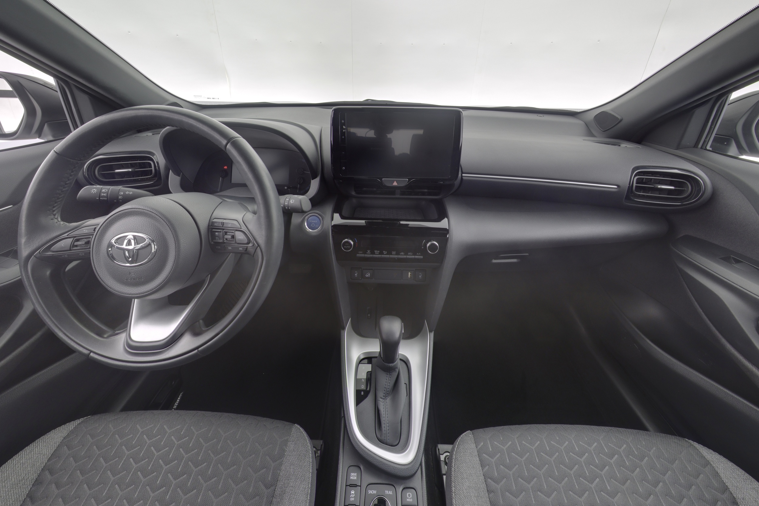 Toyota Yaris Cross 10