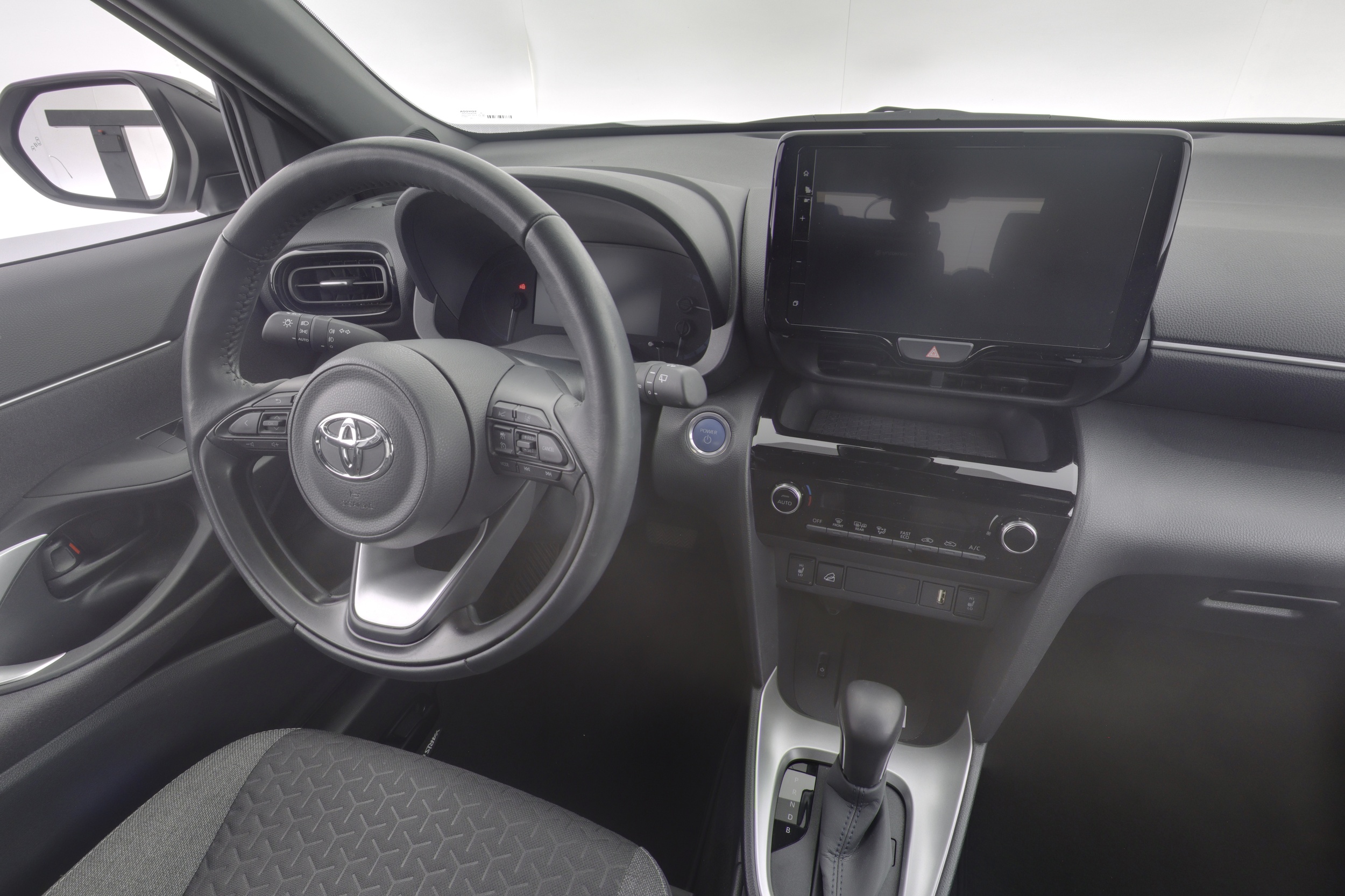 Toyota Yaris Cross 11