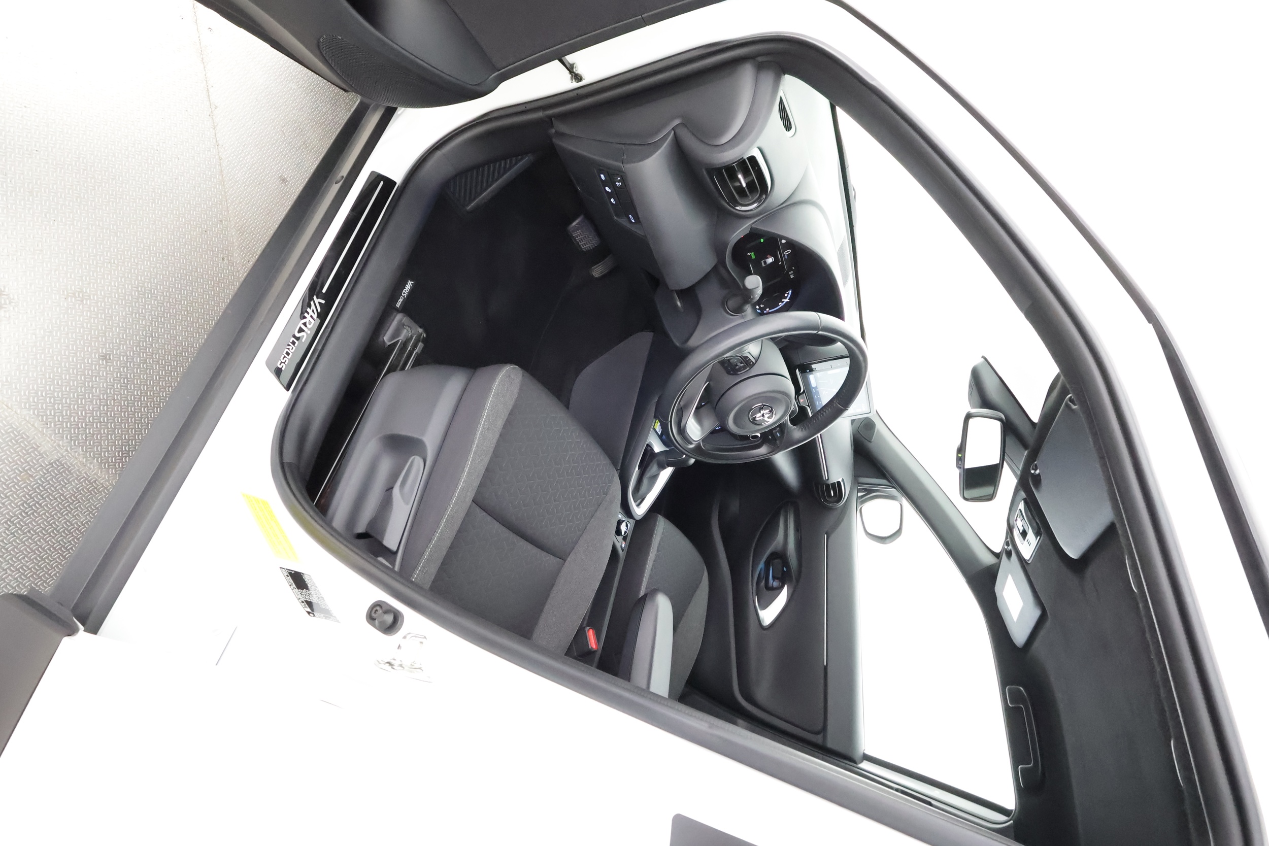 Toyota Yaris Cross 19
