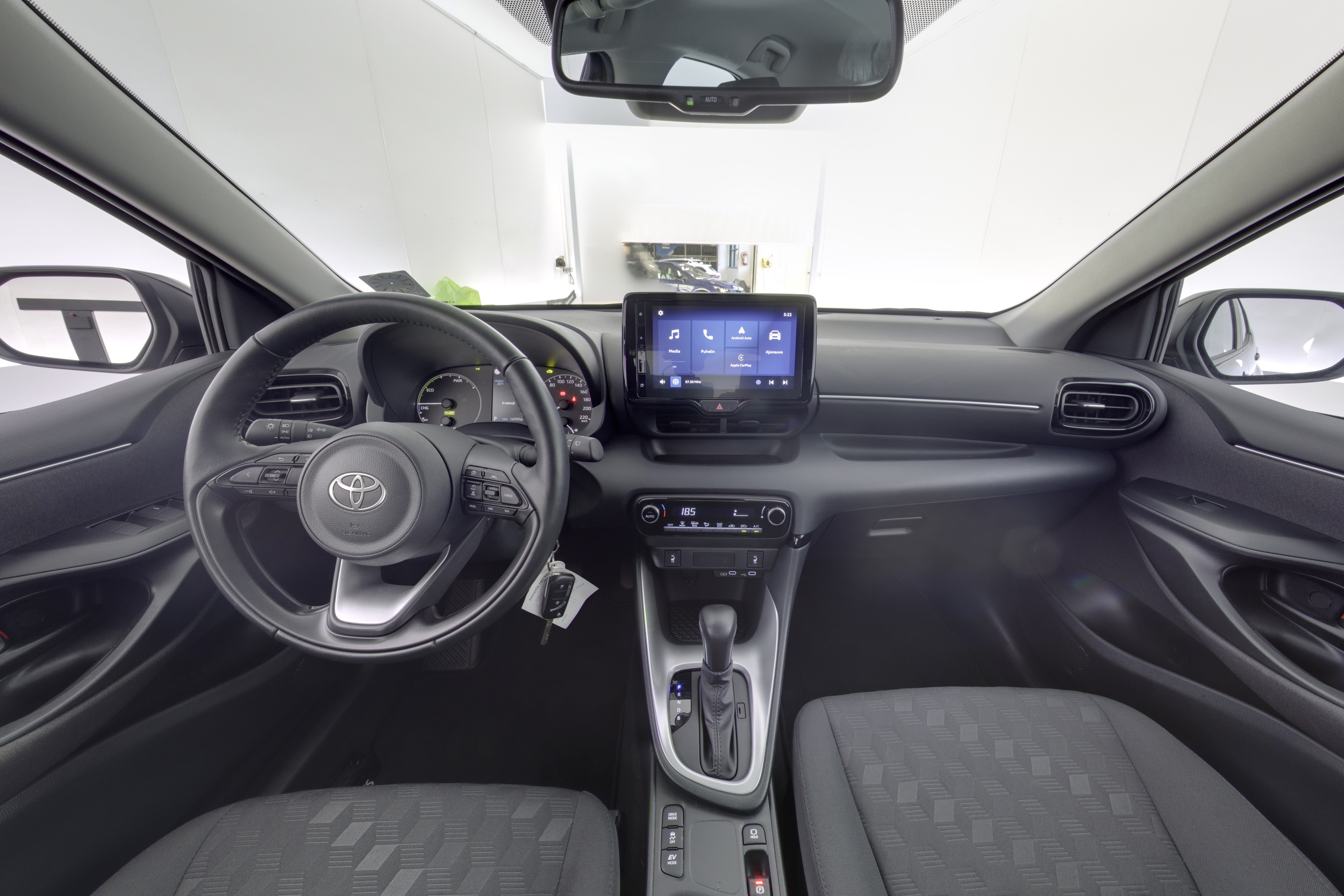 Toyota Yaris 10