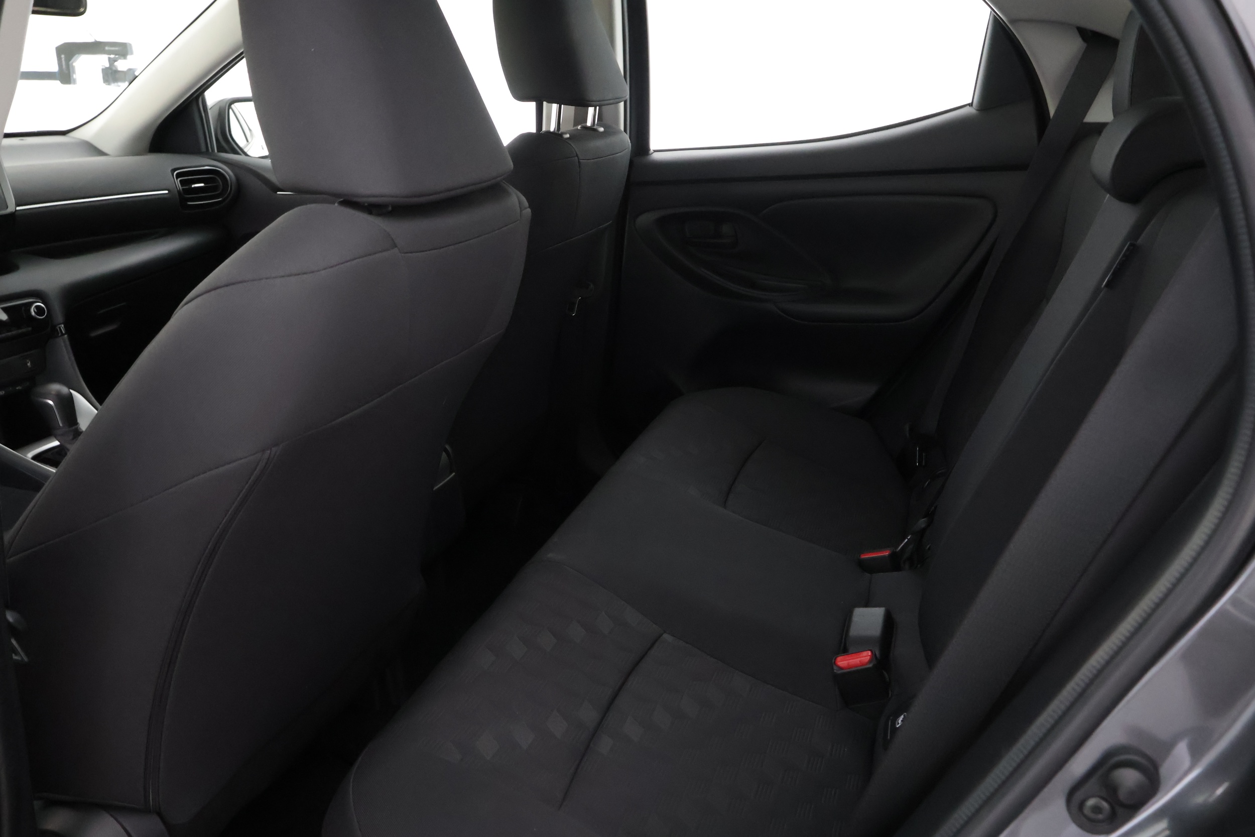 Toyota Yaris 16