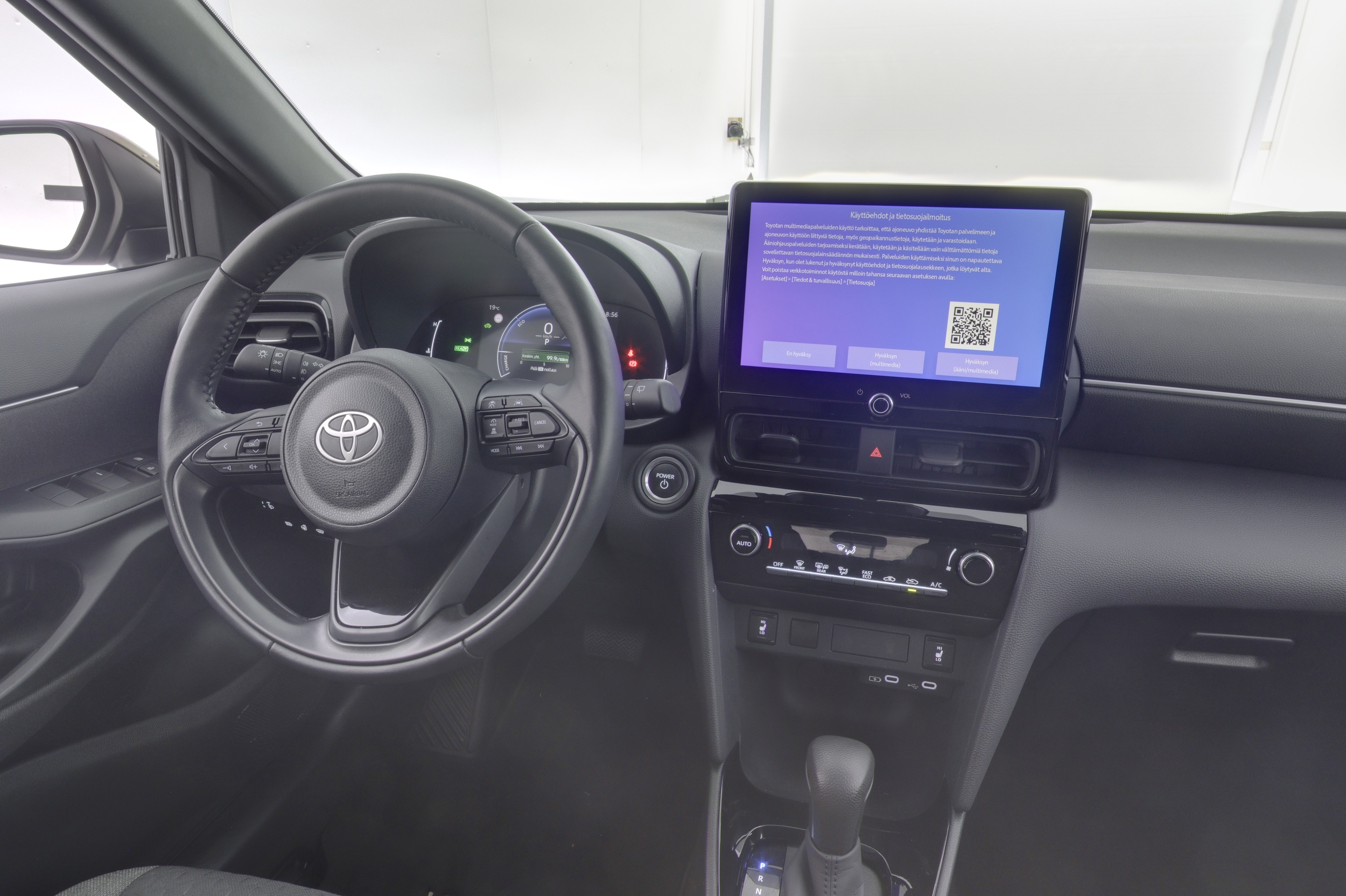 Toyota Yaris Cross 11