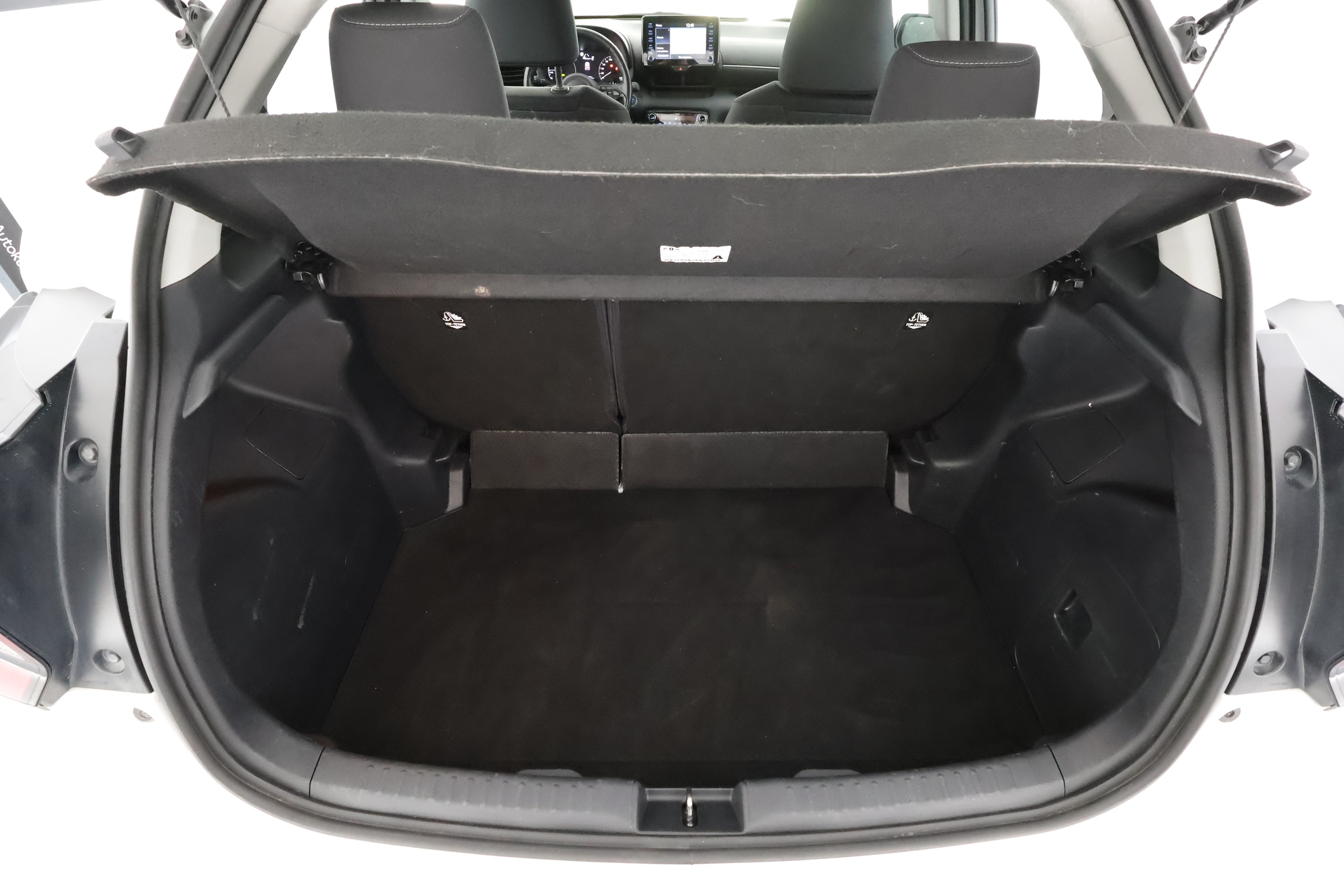 Toyota Yaris 21