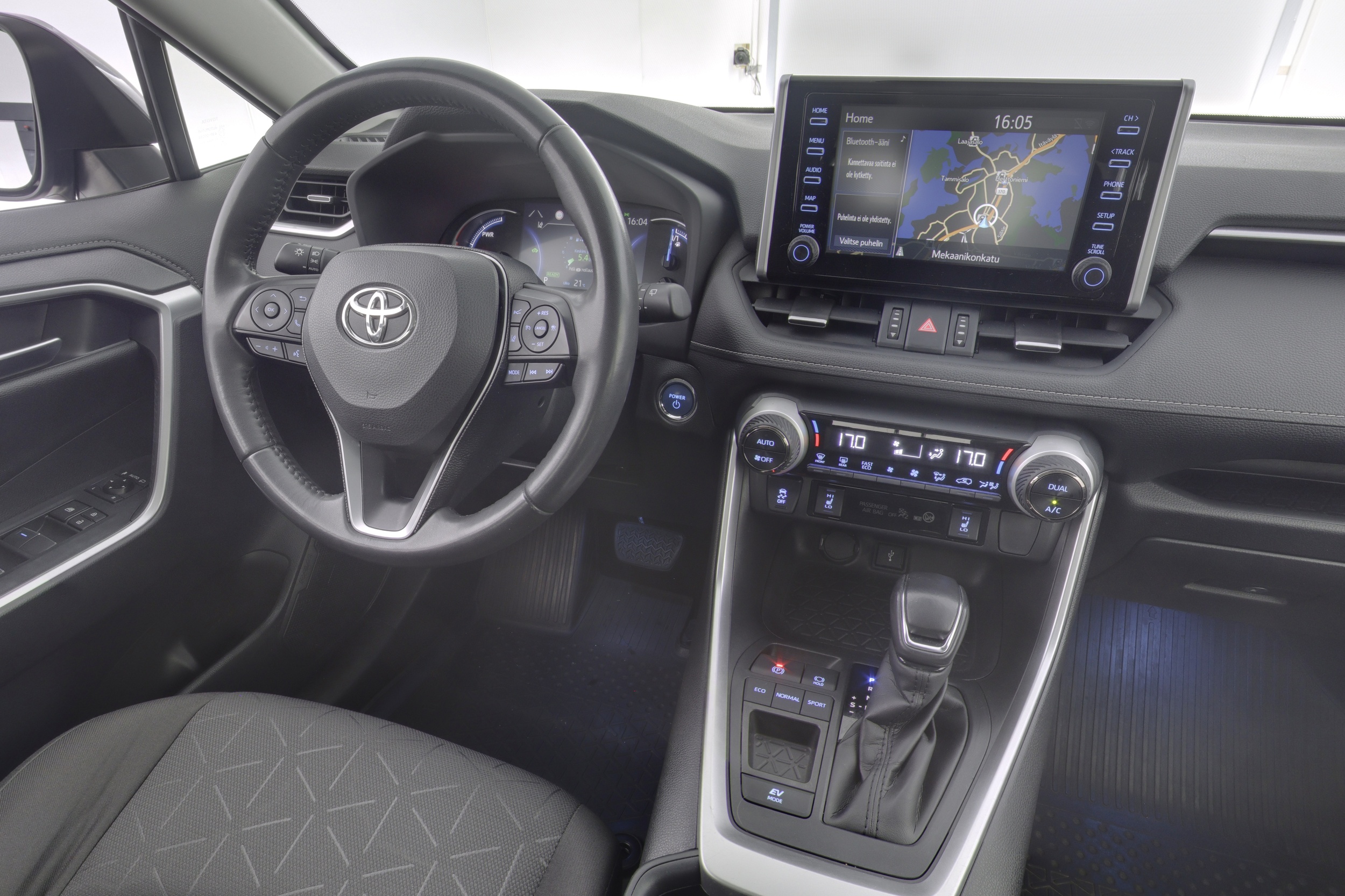 Toyota RAV4 11