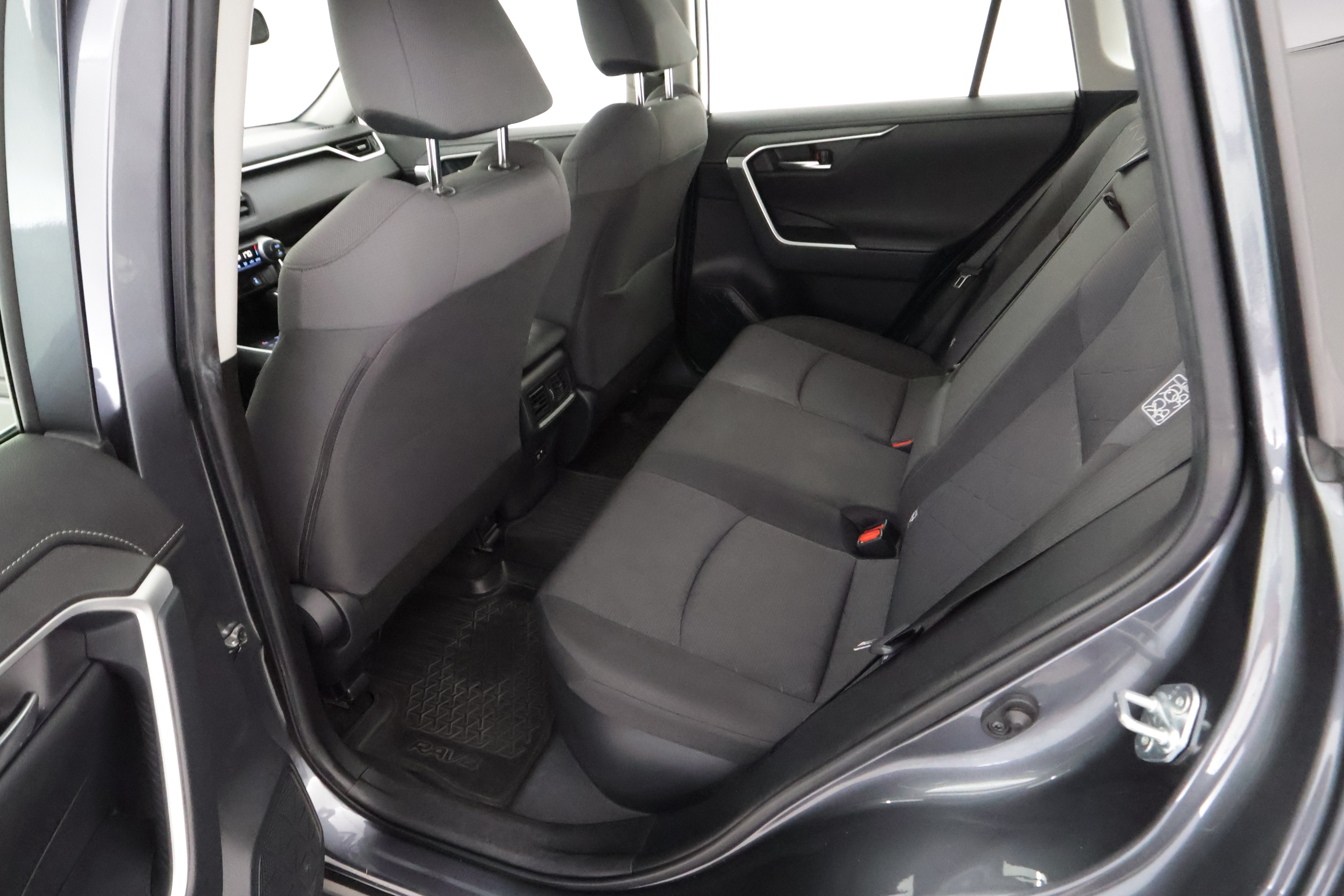 Toyota RAV4 19