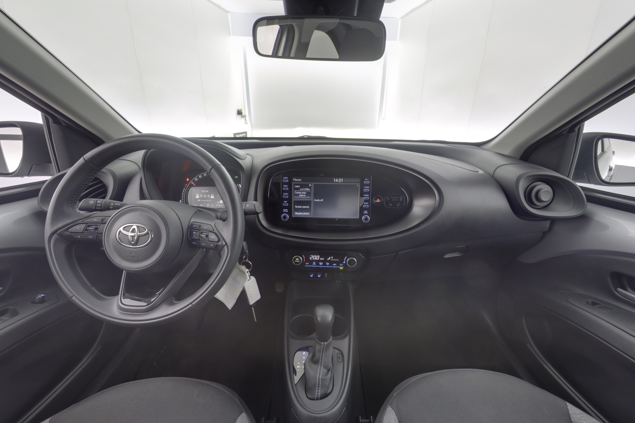 Toyota Aygo X 10