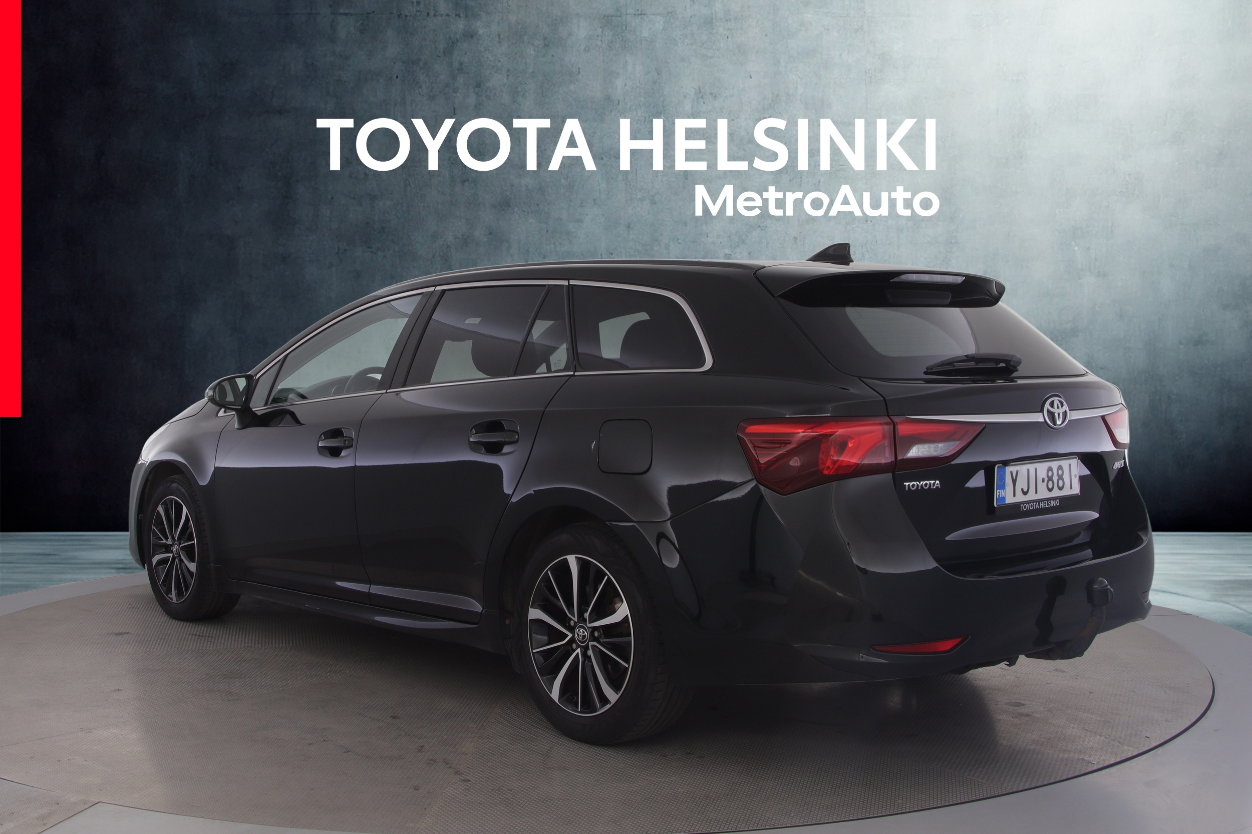 Toyota Avensis 2