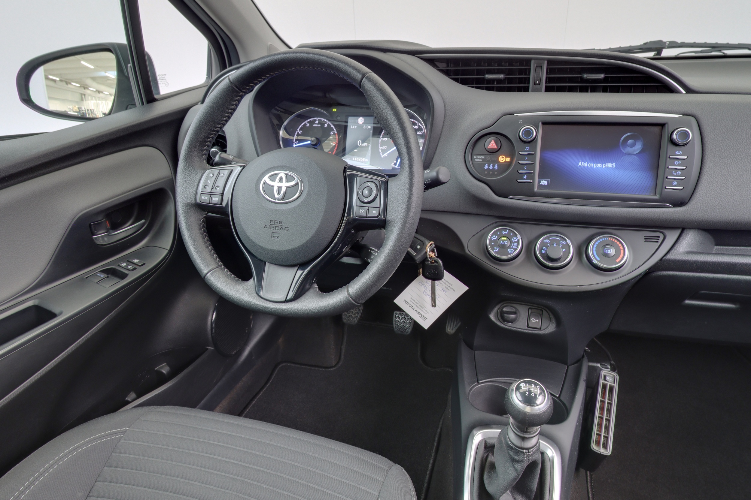 Toyota Yaris 10