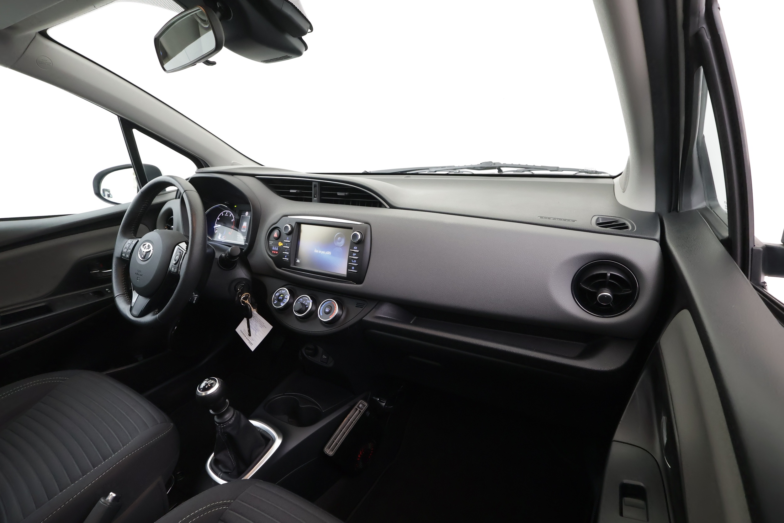 Toyota Yaris 23