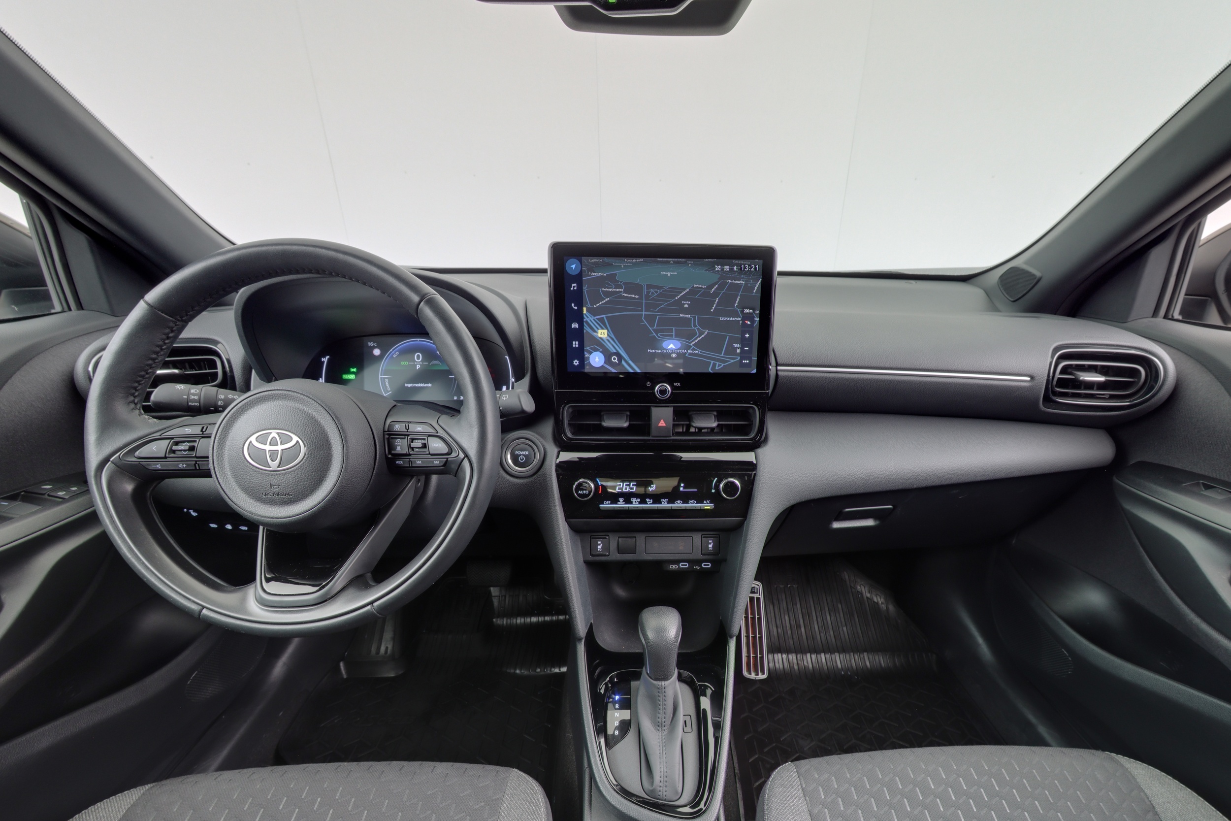 Toyota Yaris Cross 10