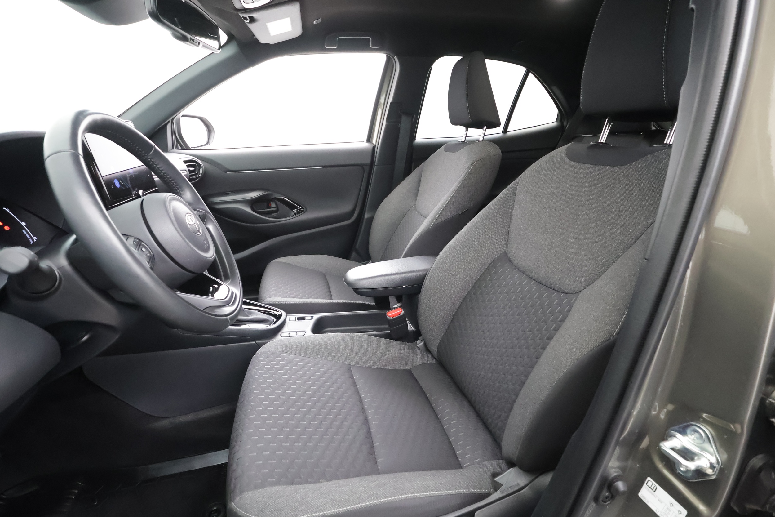 Toyota Yaris Cross 15