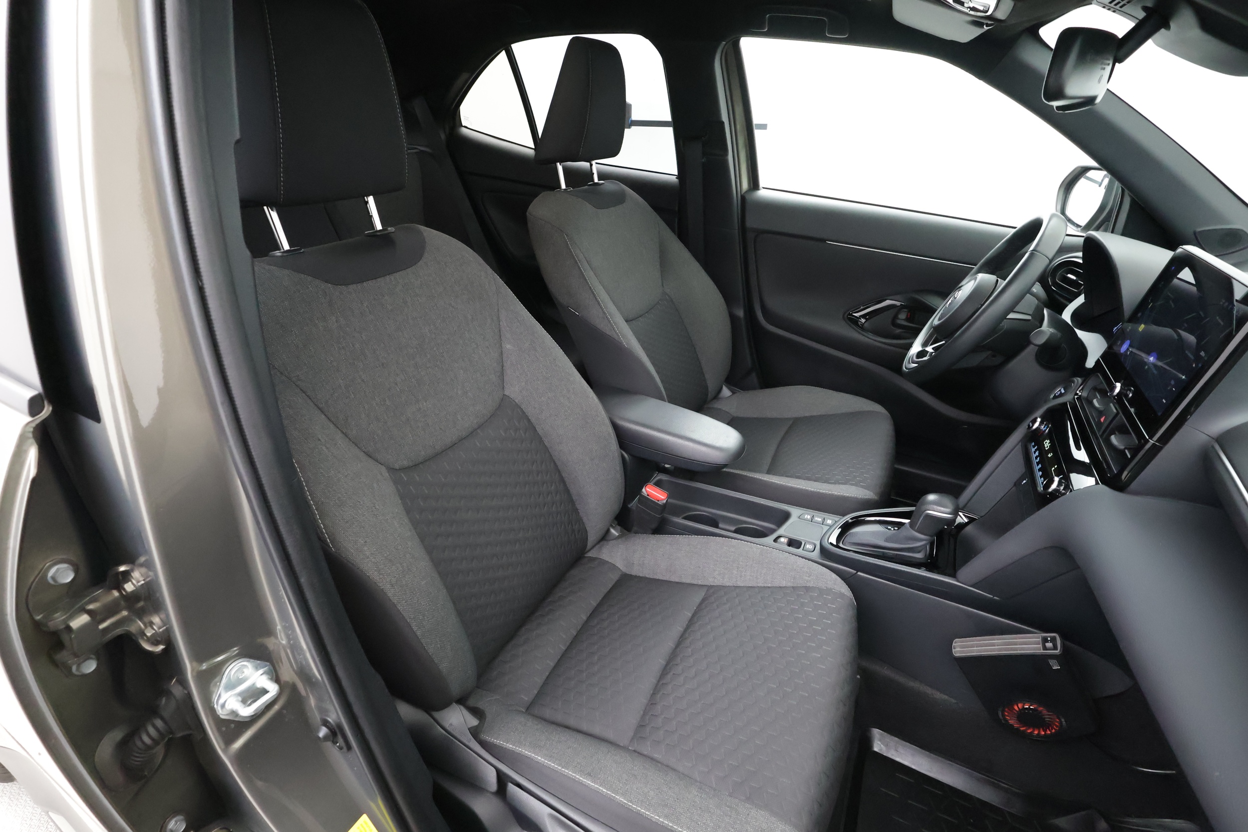 Toyota Yaris Cross 25
