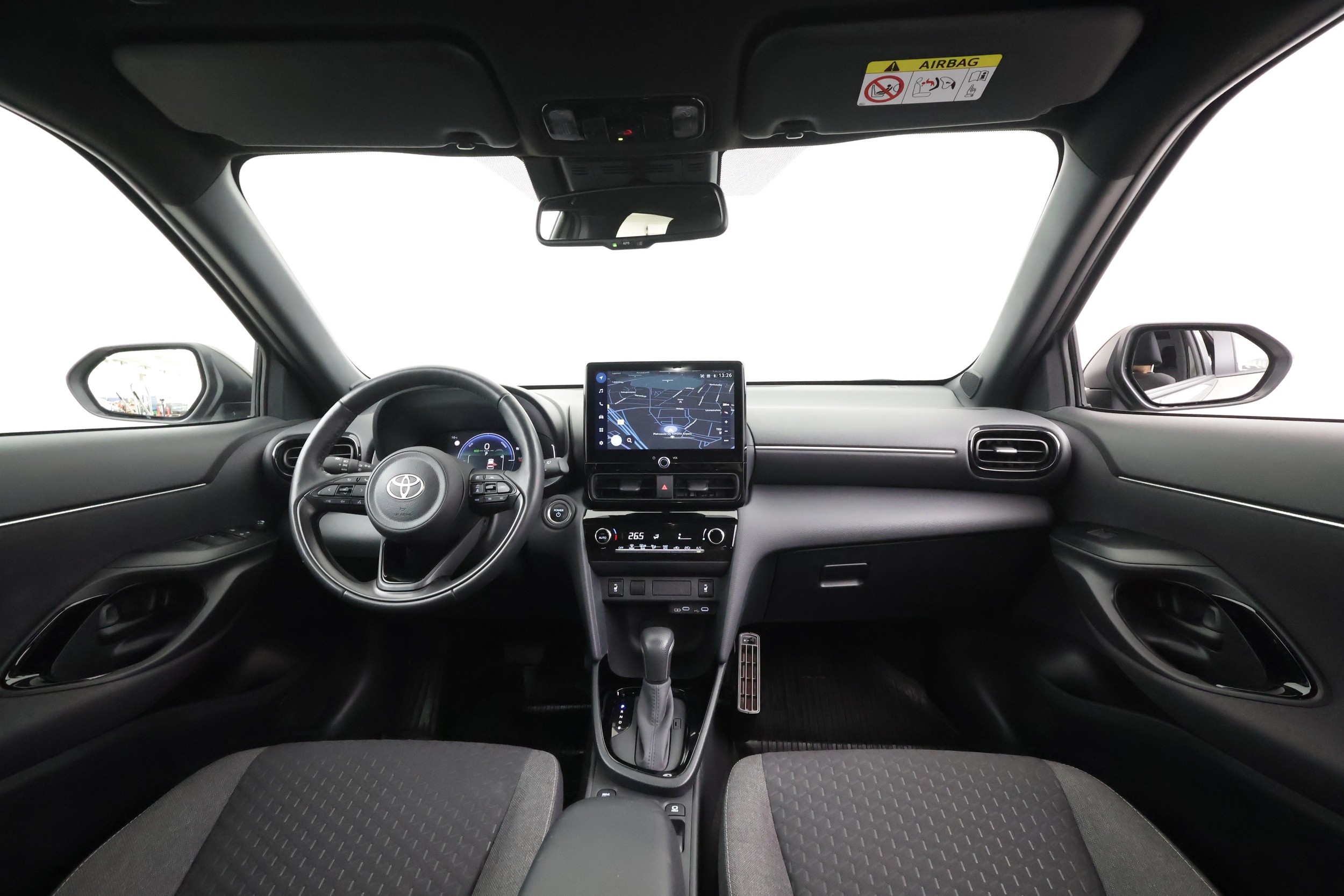 Toyota Yaris Cross 27