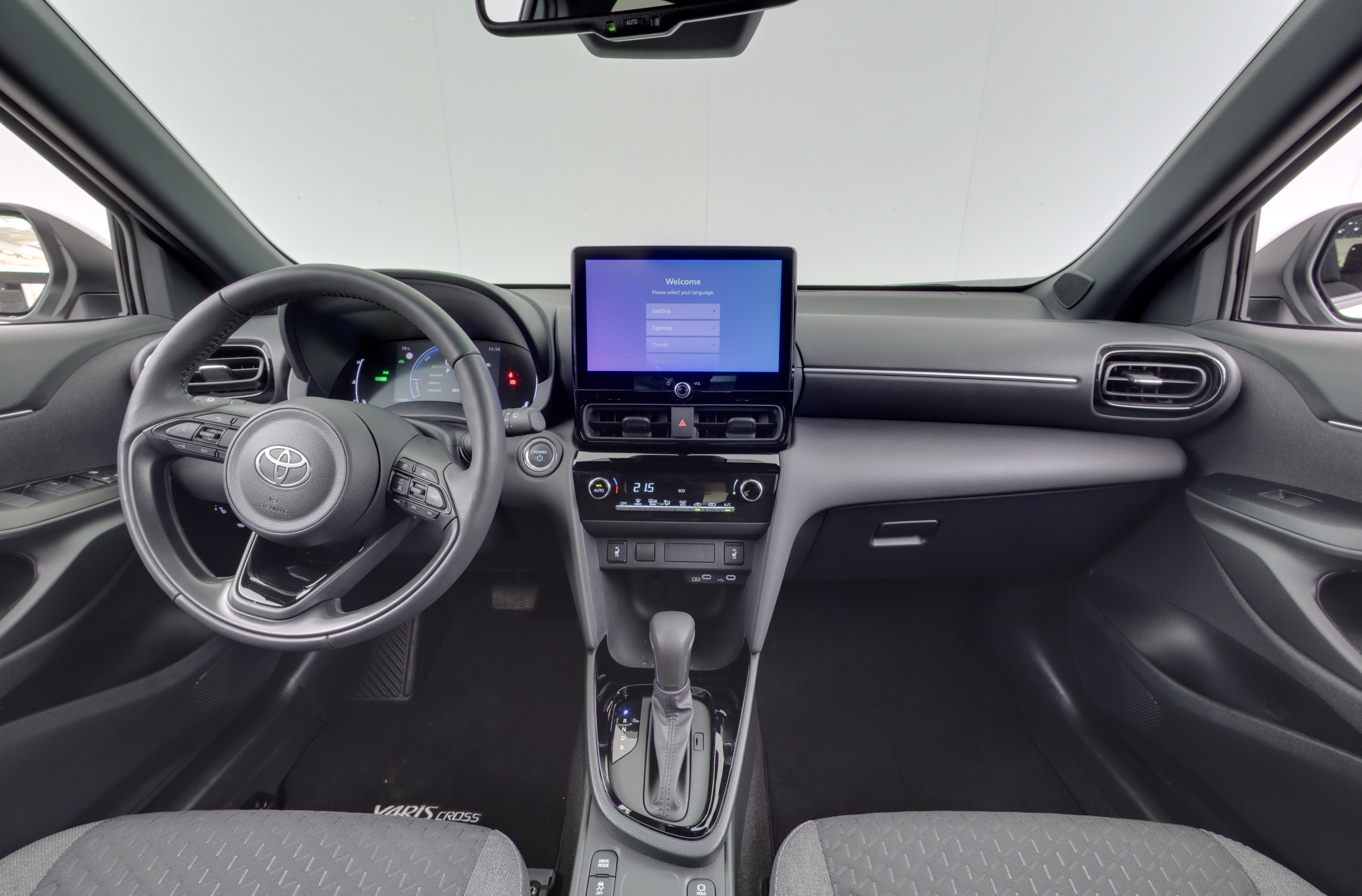 Toyota Yaris Cross 10
