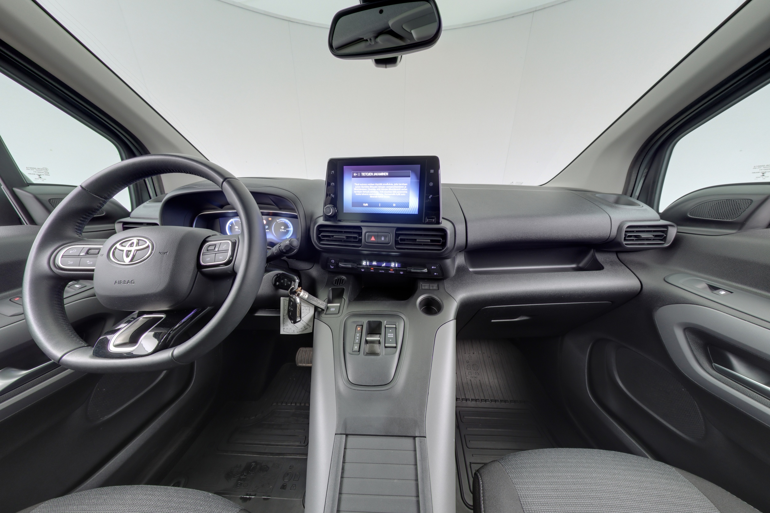 Toyota Proace CITY Verso EV 10