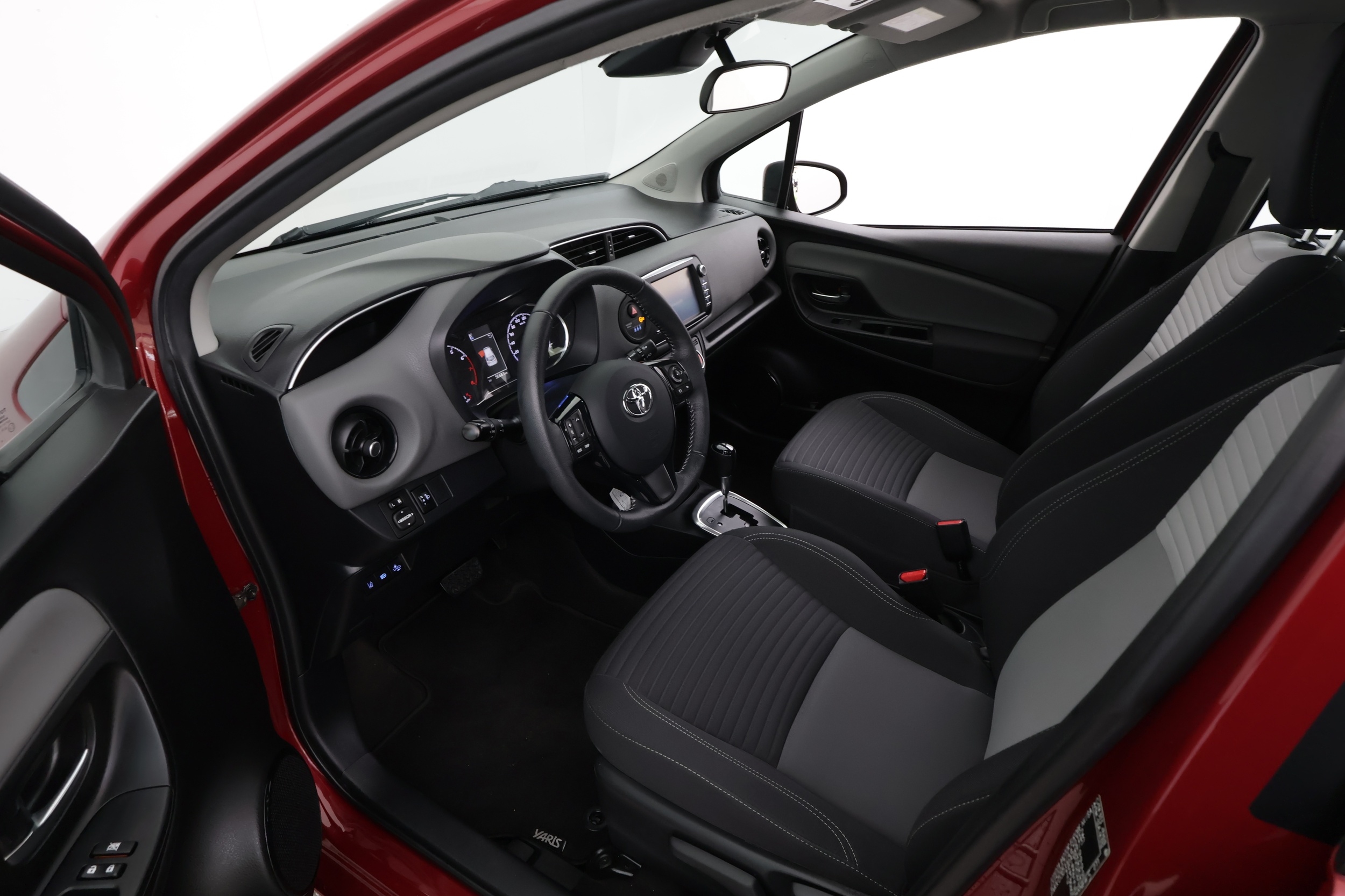 Toyota Yaris 18