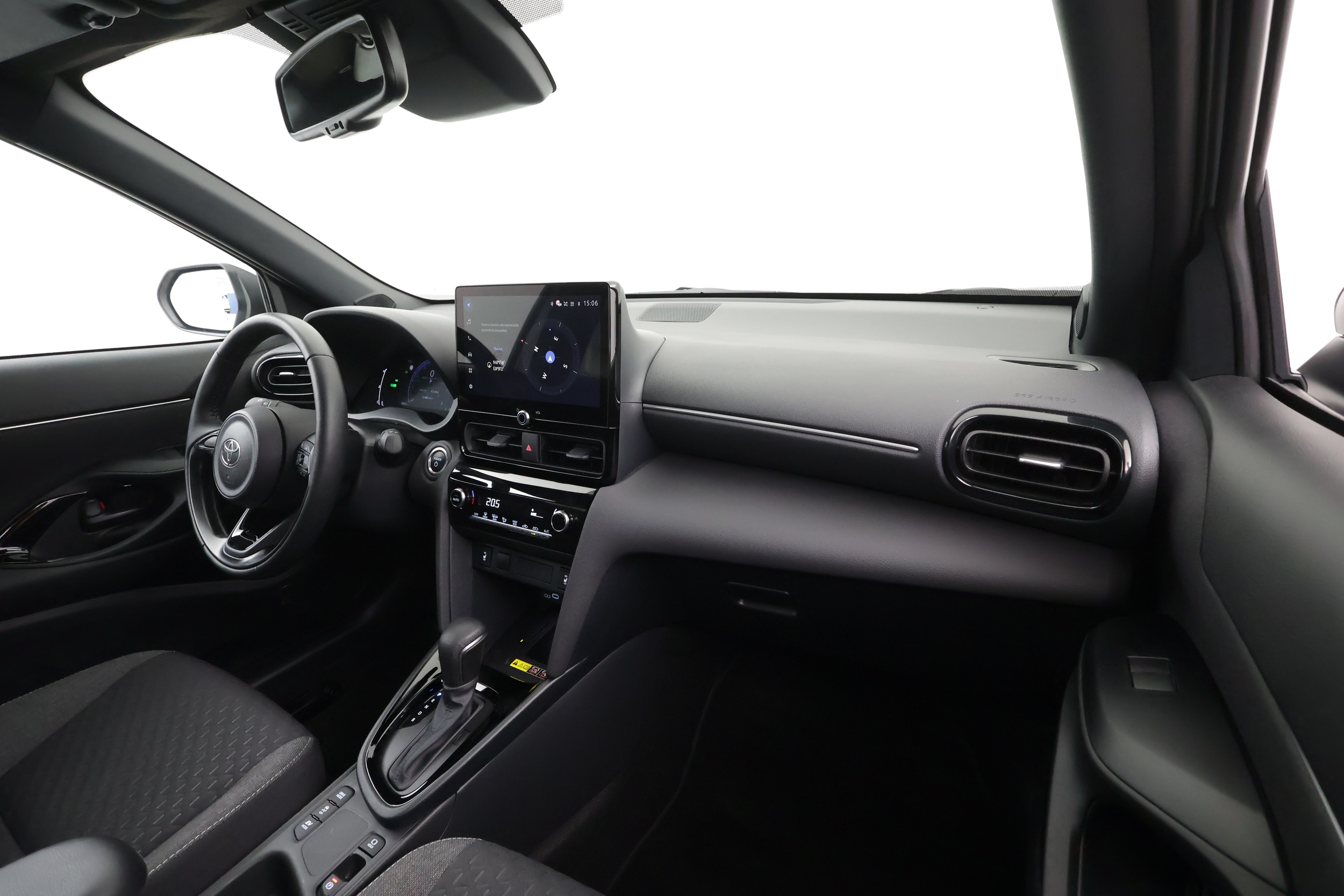 Toyota Yaris Cross 26