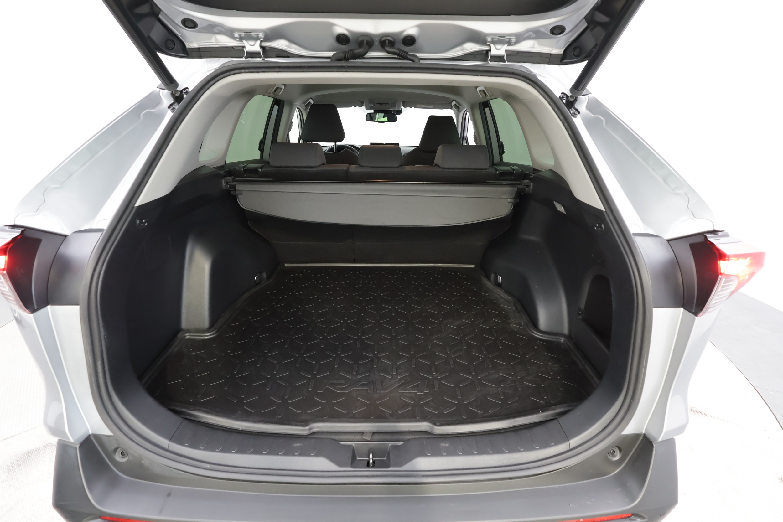 Toyota RAV4 24