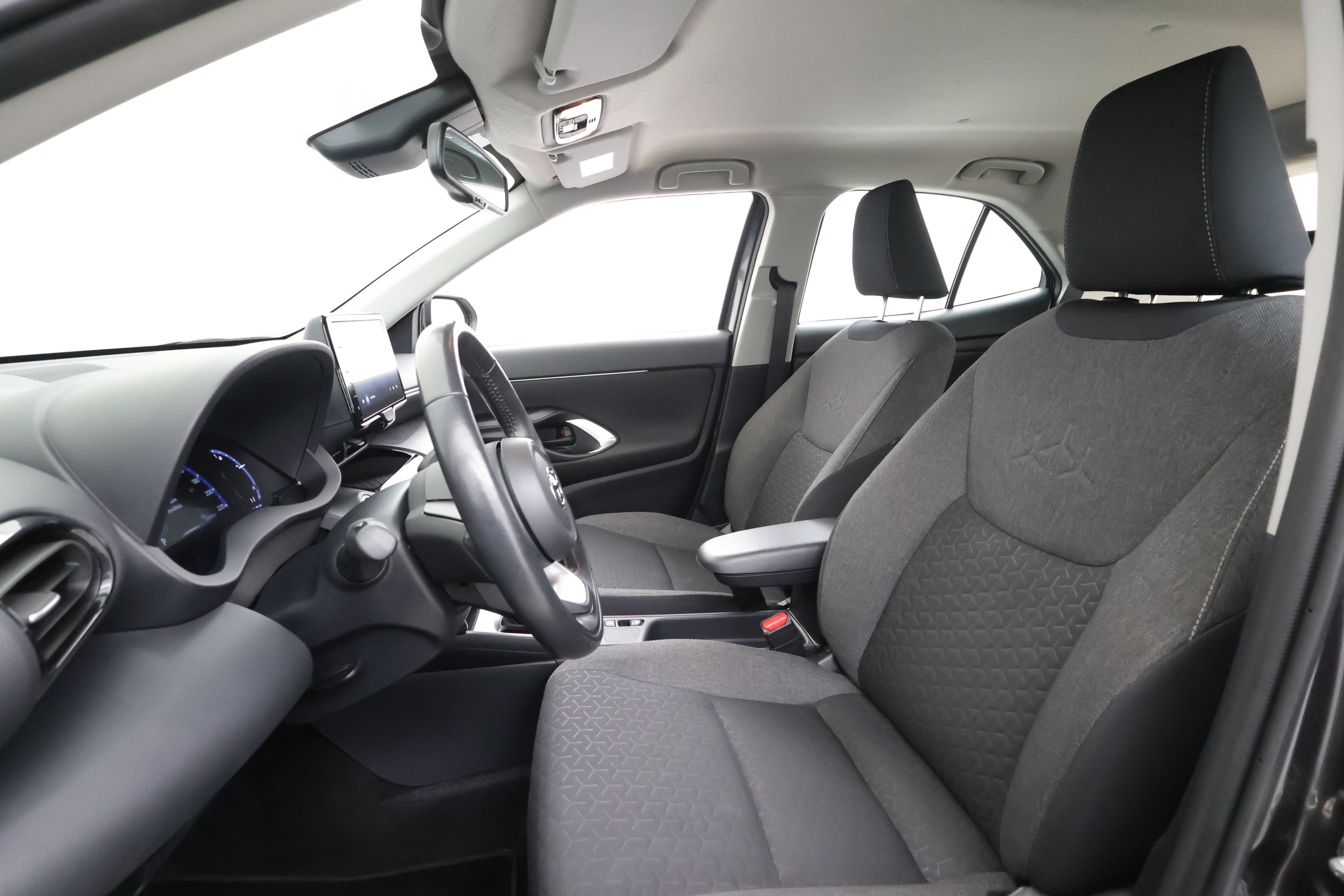 Toyota Yaris Cross 17