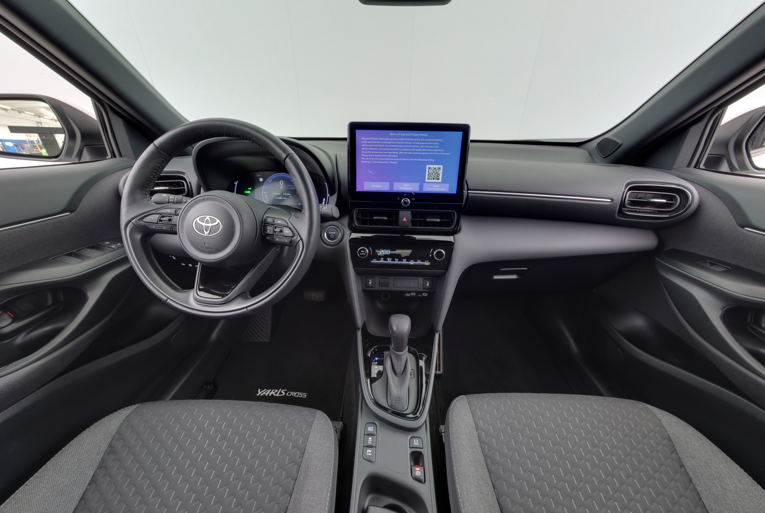 Toyota Yaris Cross 10