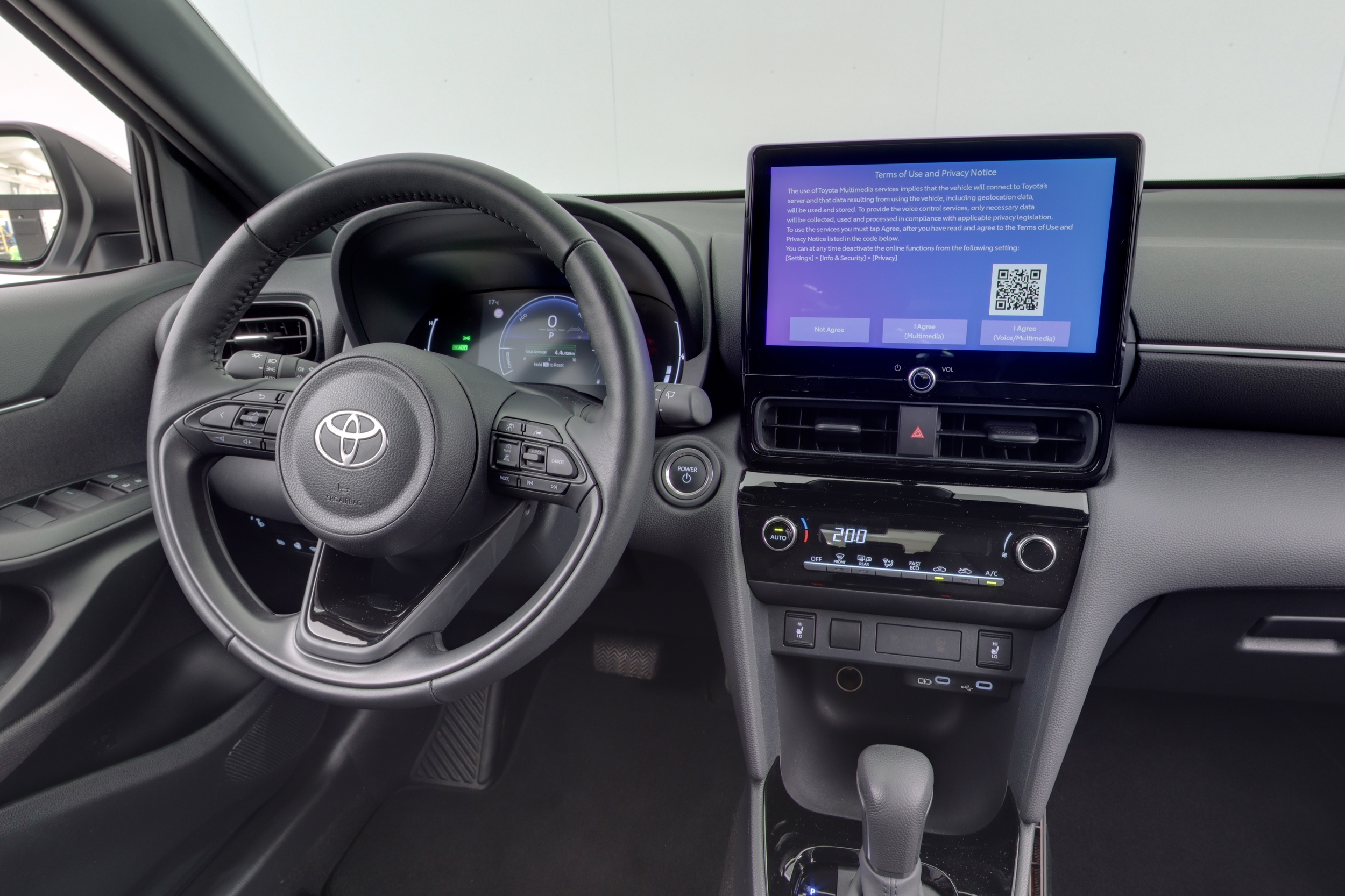 Toyota Yaris Cross 11