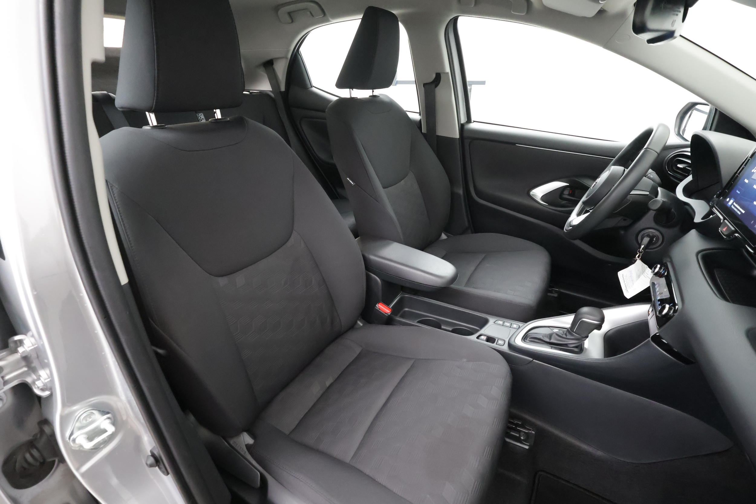 Toyota Yaris 24