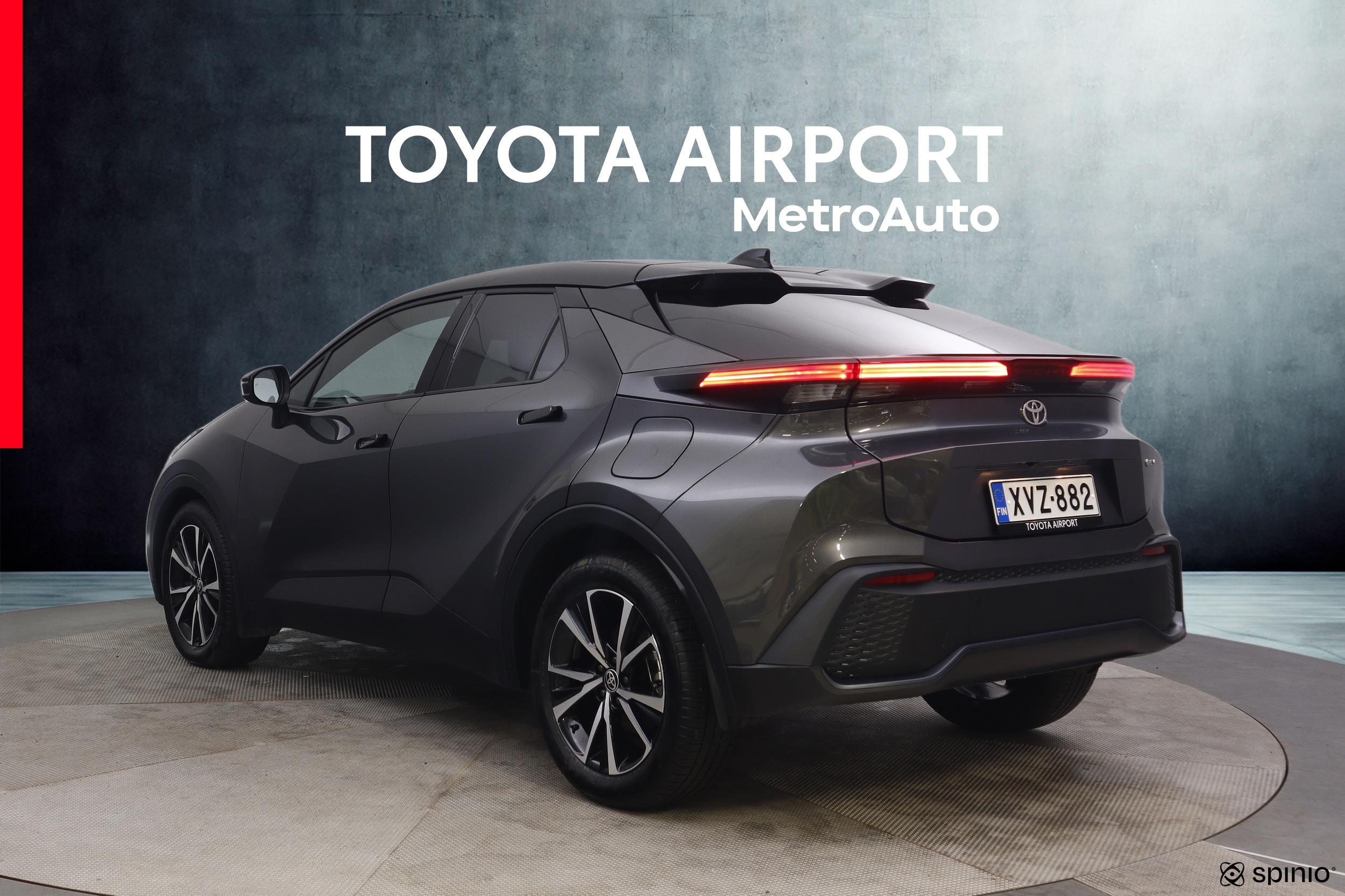 Toyota C-HR 2
