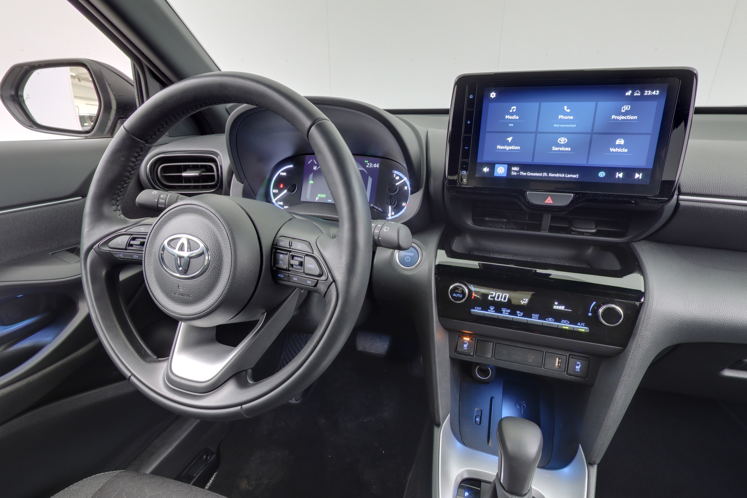 Toyota Yaris Cross 11