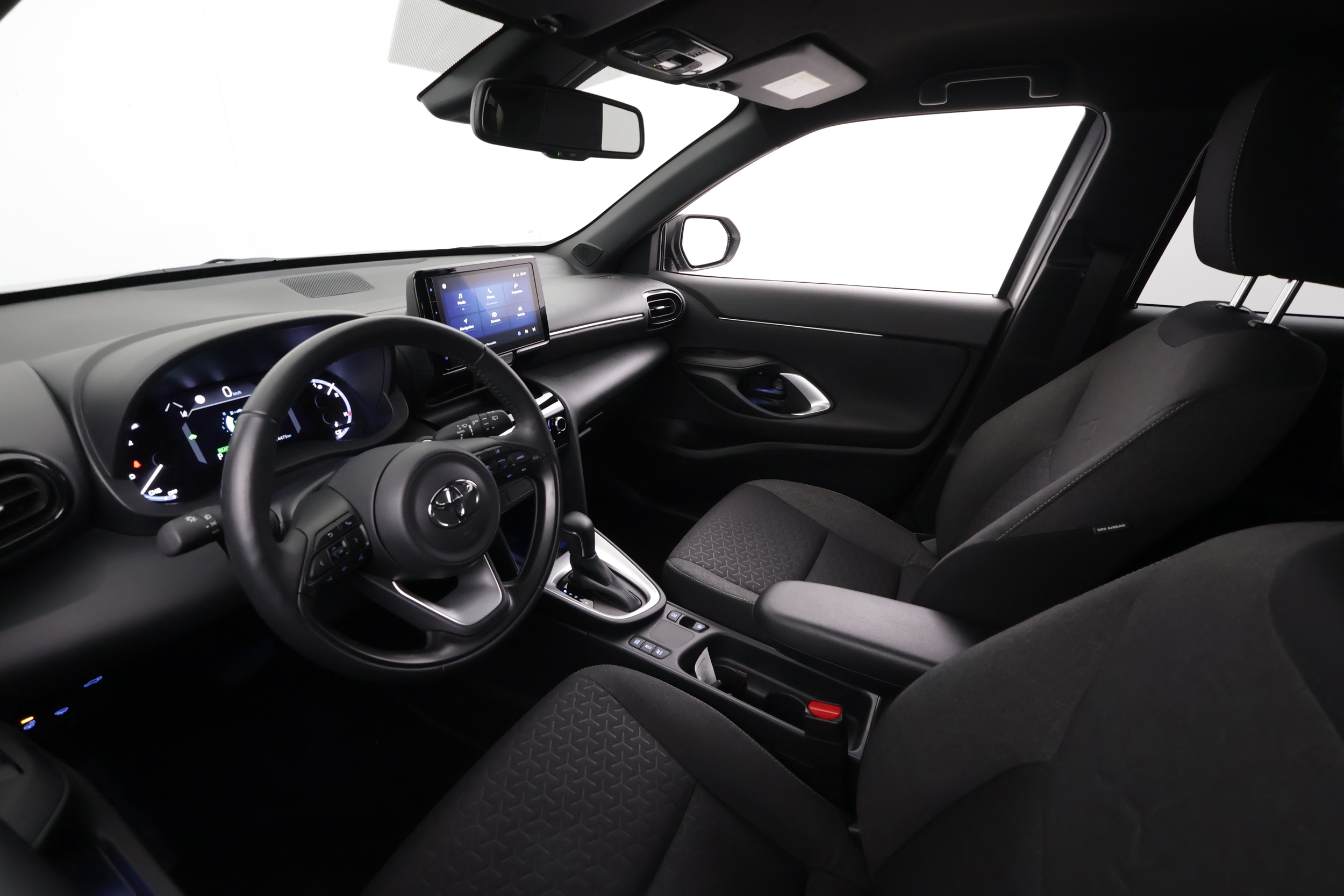 Toyota Yaris Cross 15