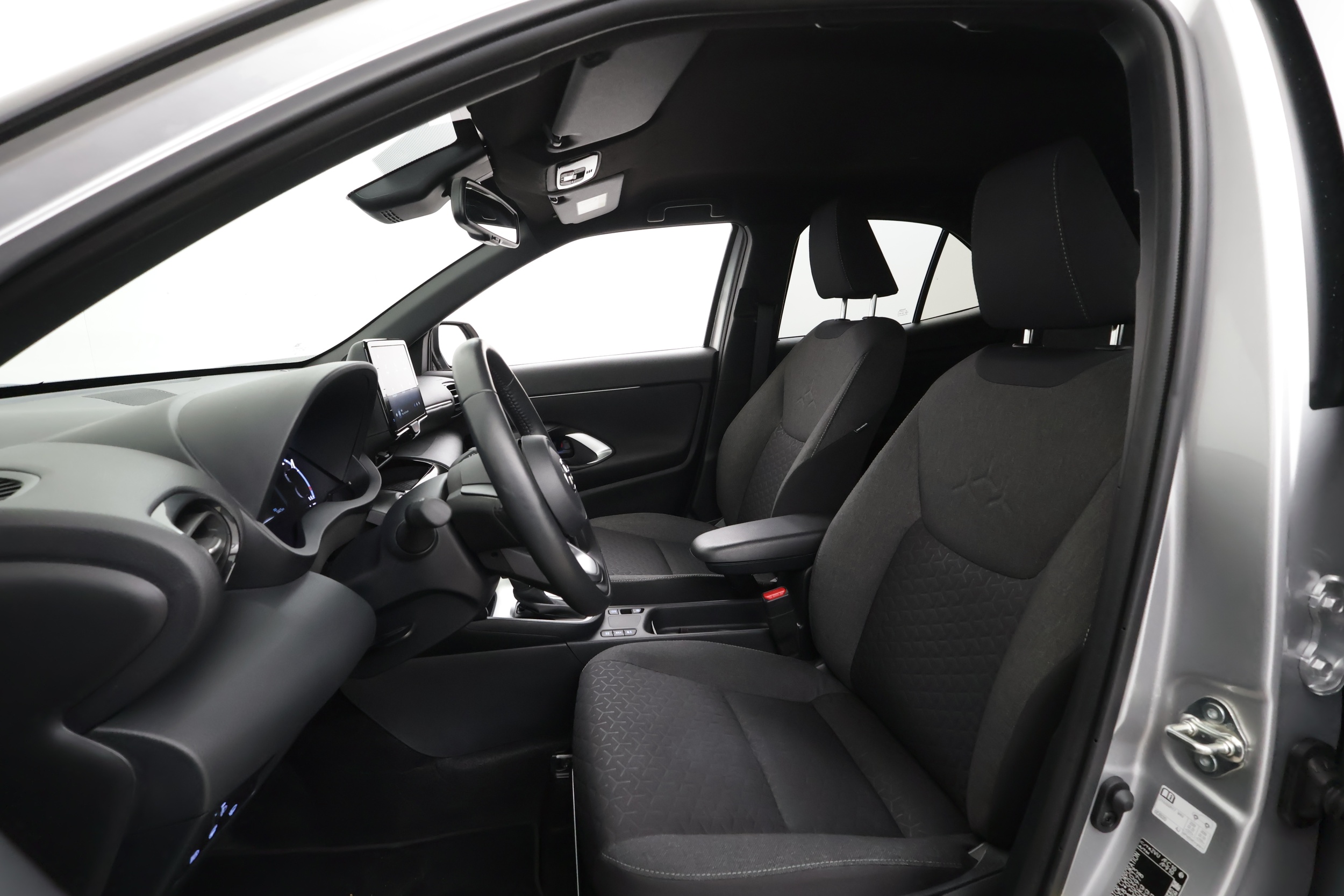 Toyota Yaris Cross 17