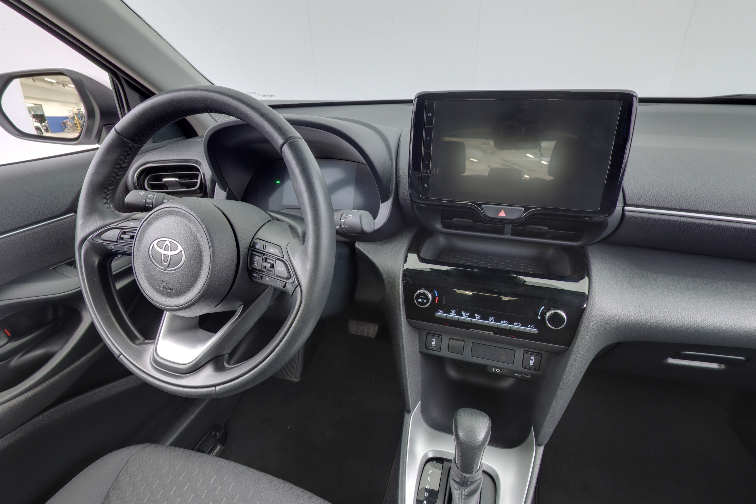 Toyota Yaris Cross 11