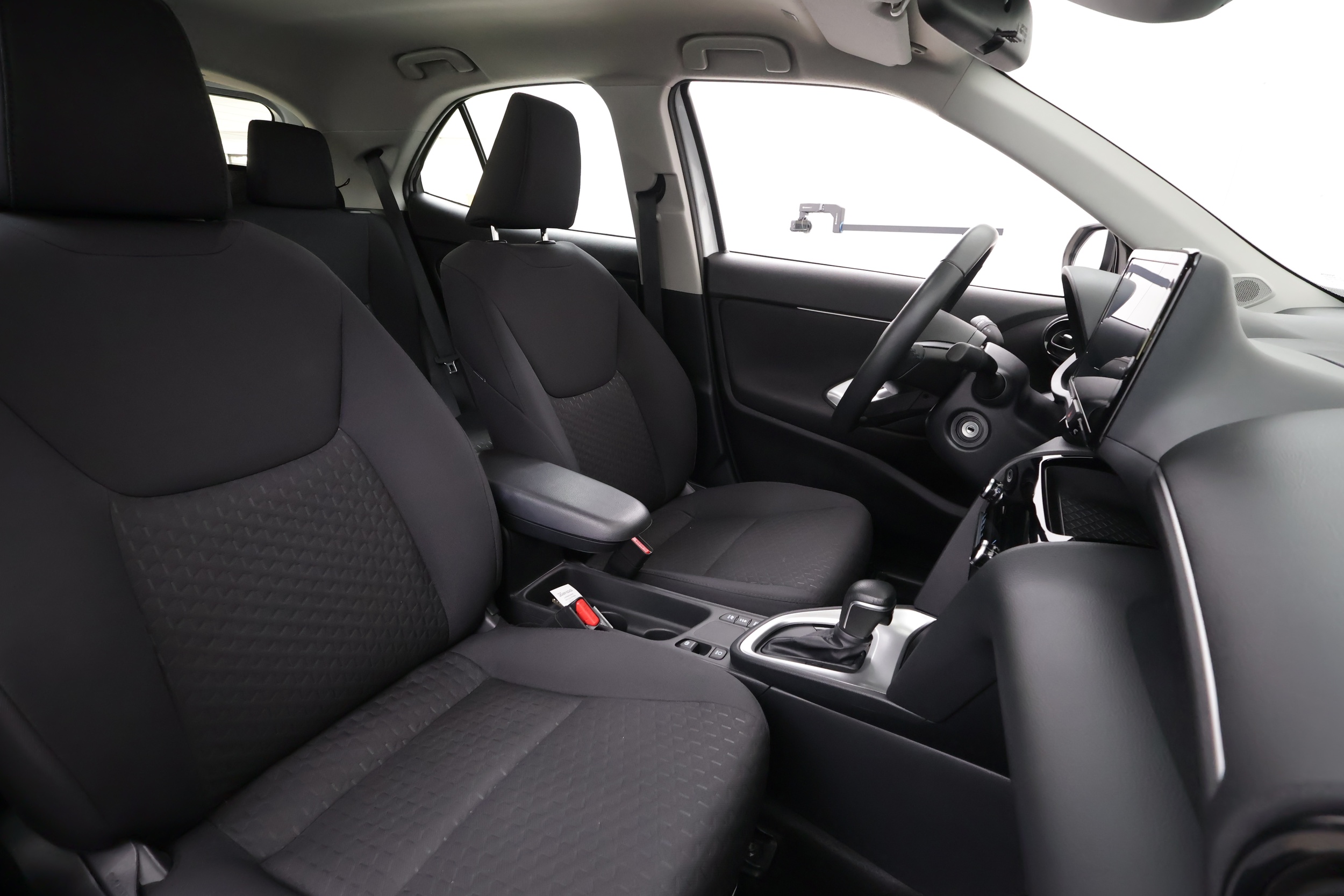 Toyota Yaris Cross 23