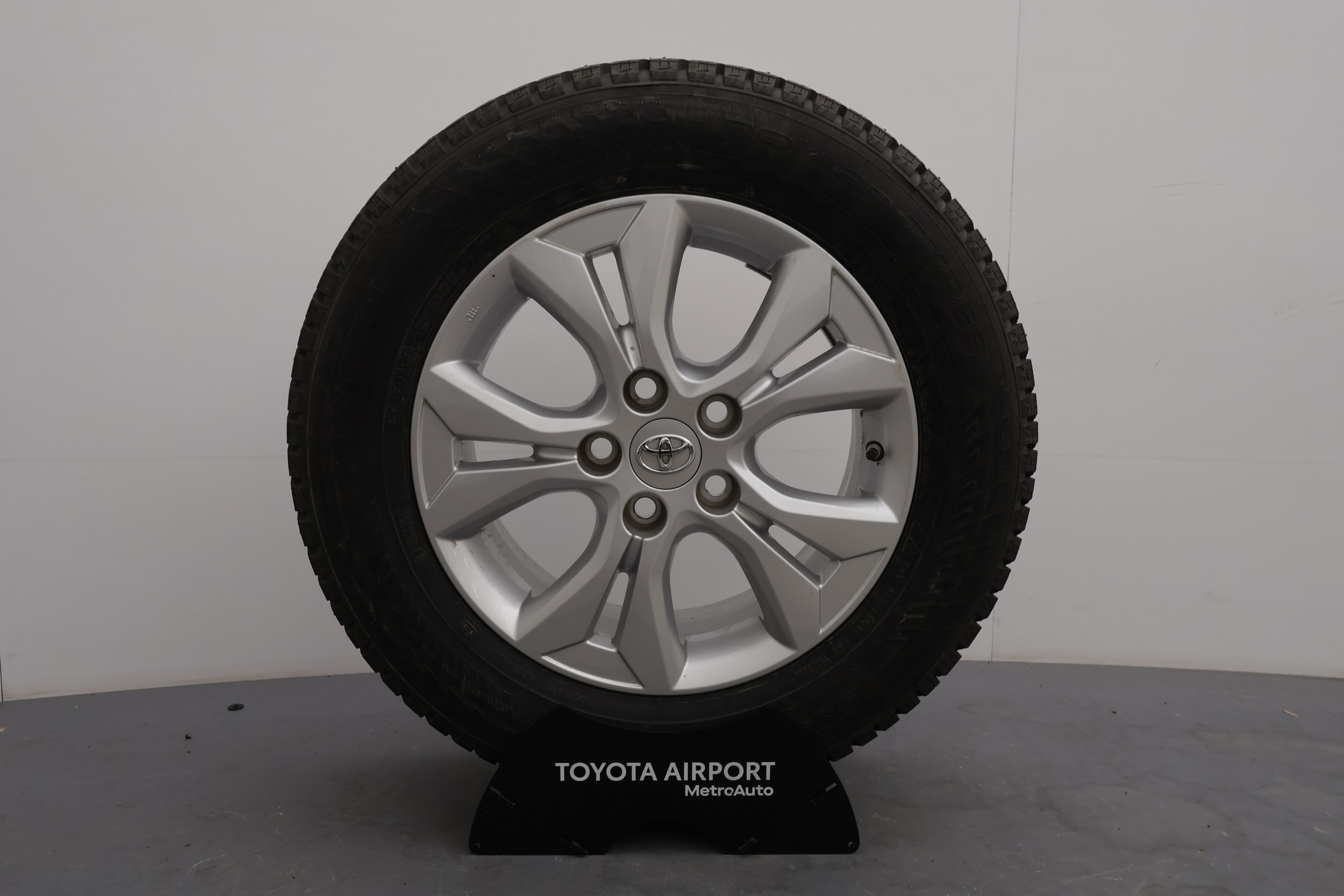 Toyota Yaris Cross 25