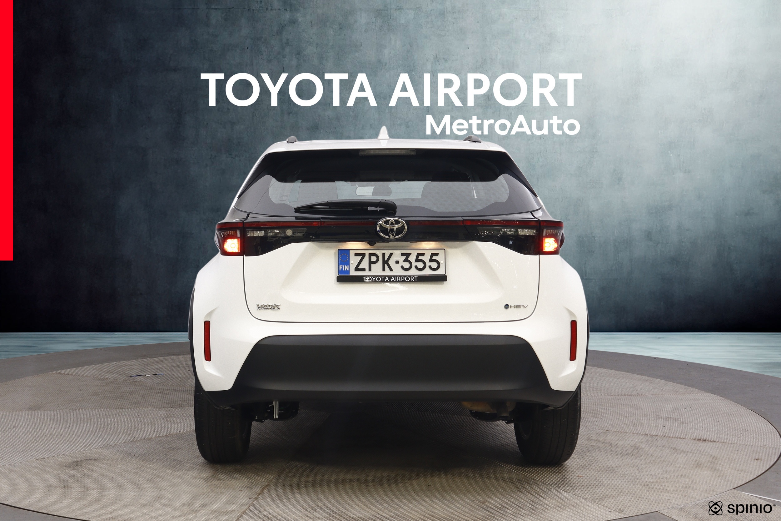 Toyota Yaris Cross 4