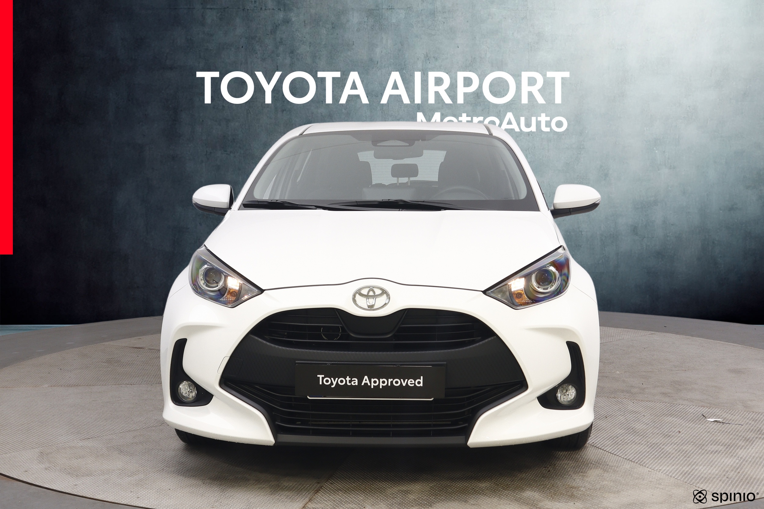 Toyota Yaris 8