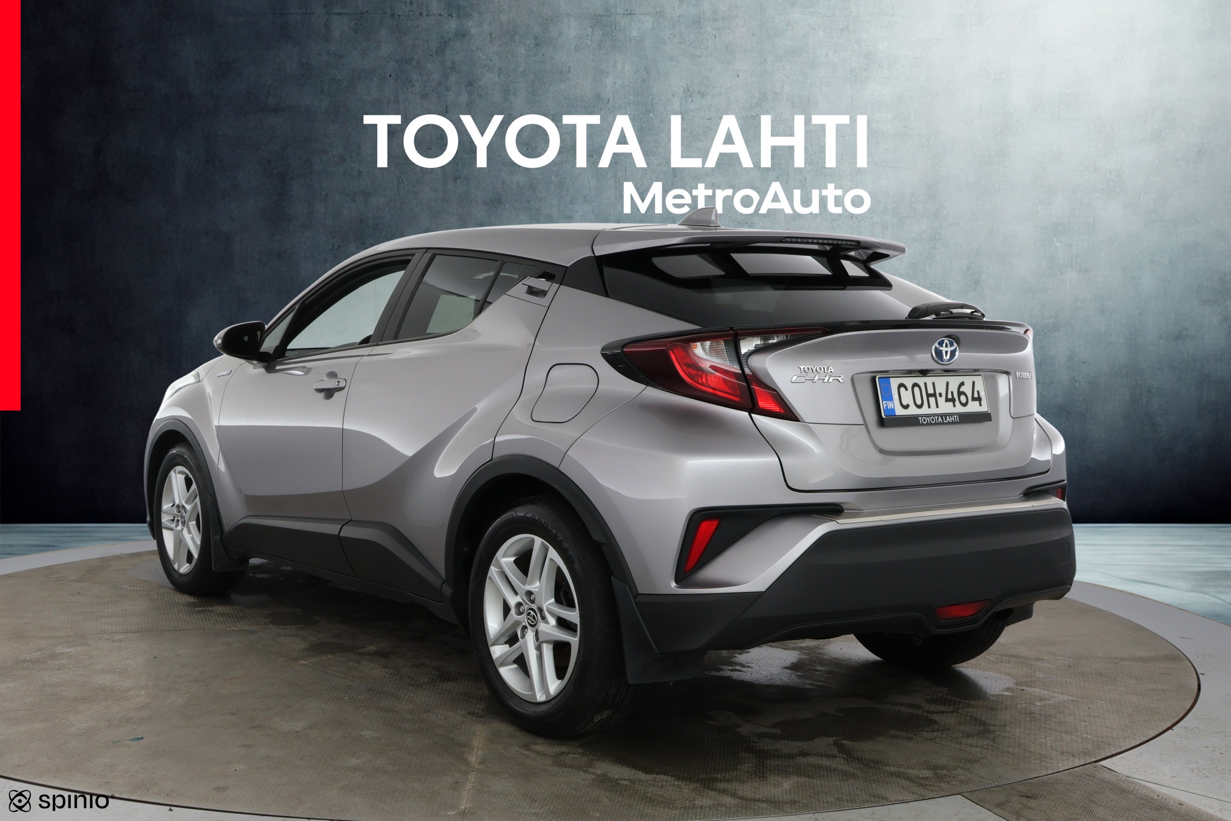 TOYOTA C-HR 2