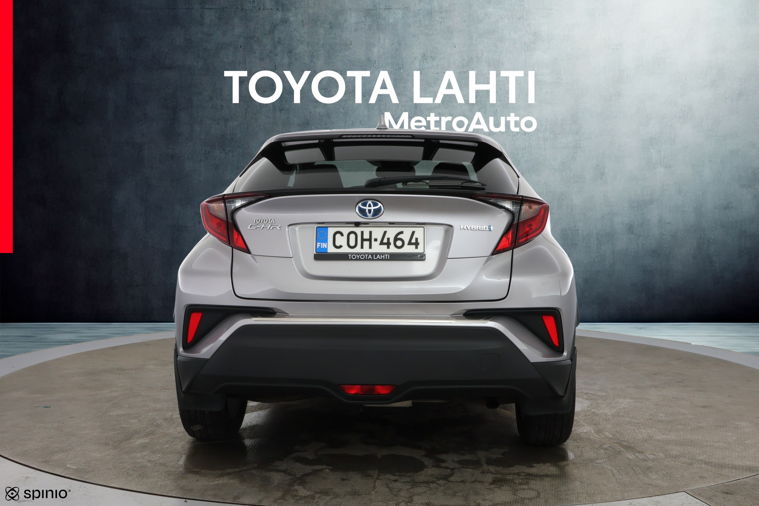 TOYOTA C-HR 4