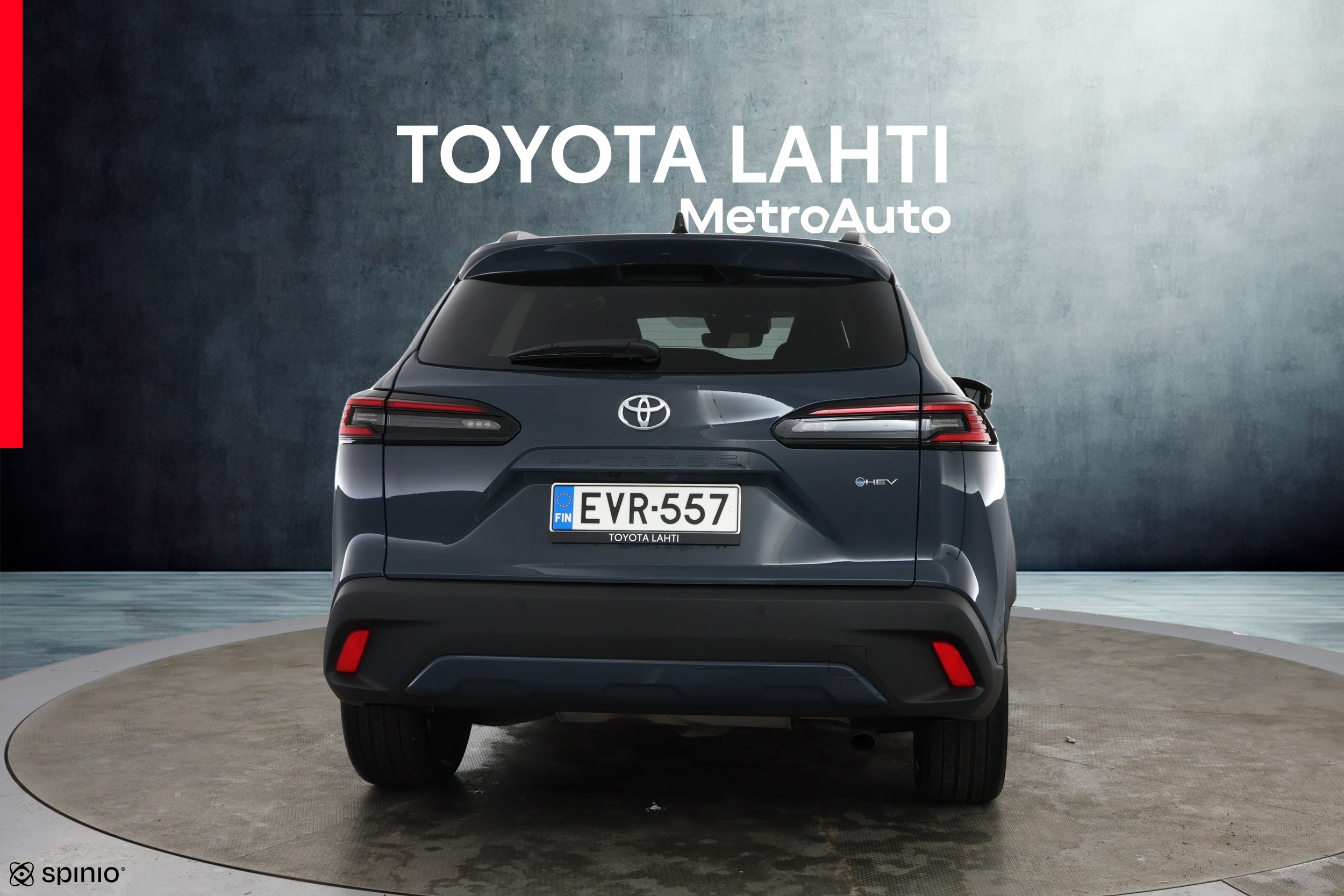 TOYOTA Corolla Cross 4