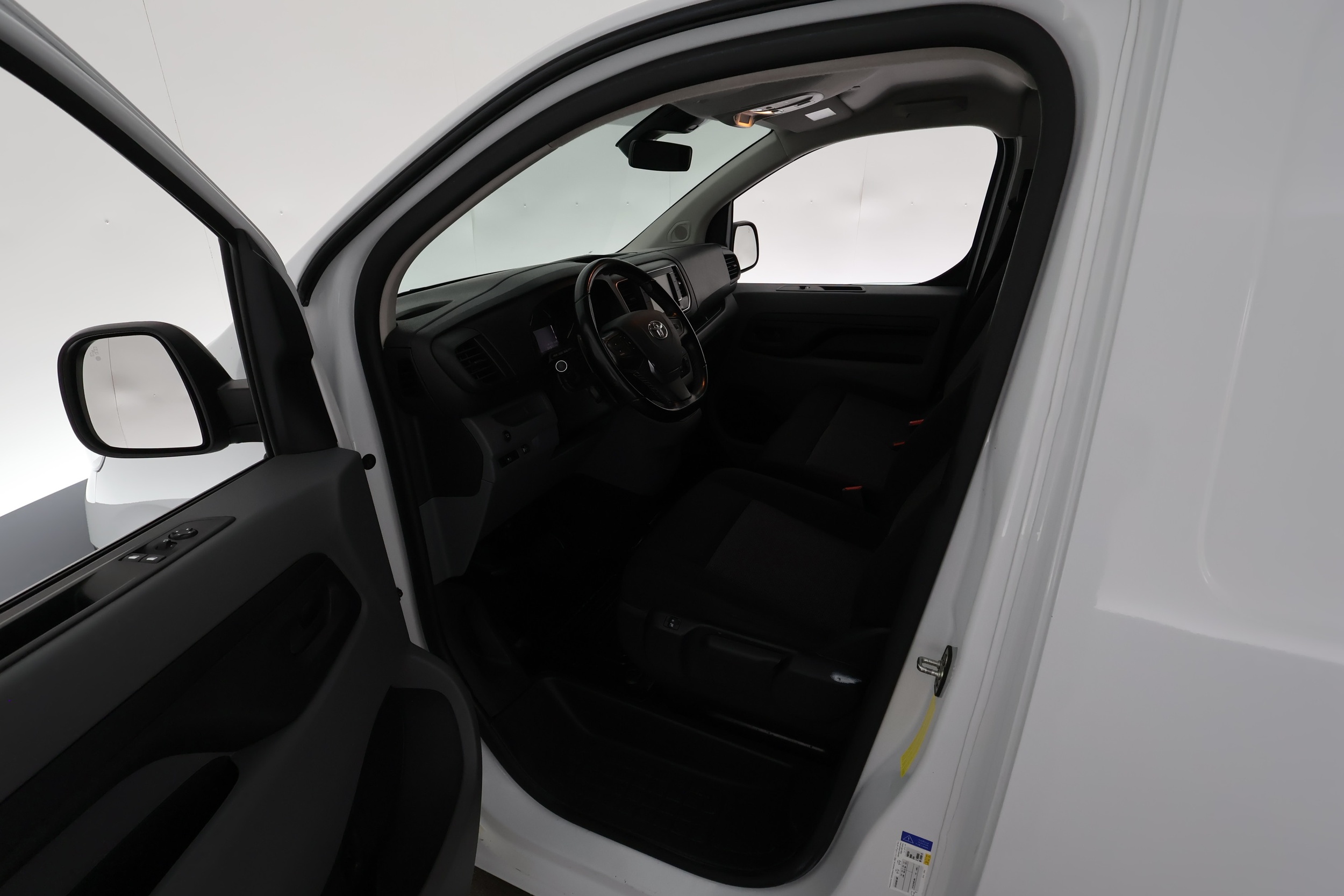 Toyota Proace 17