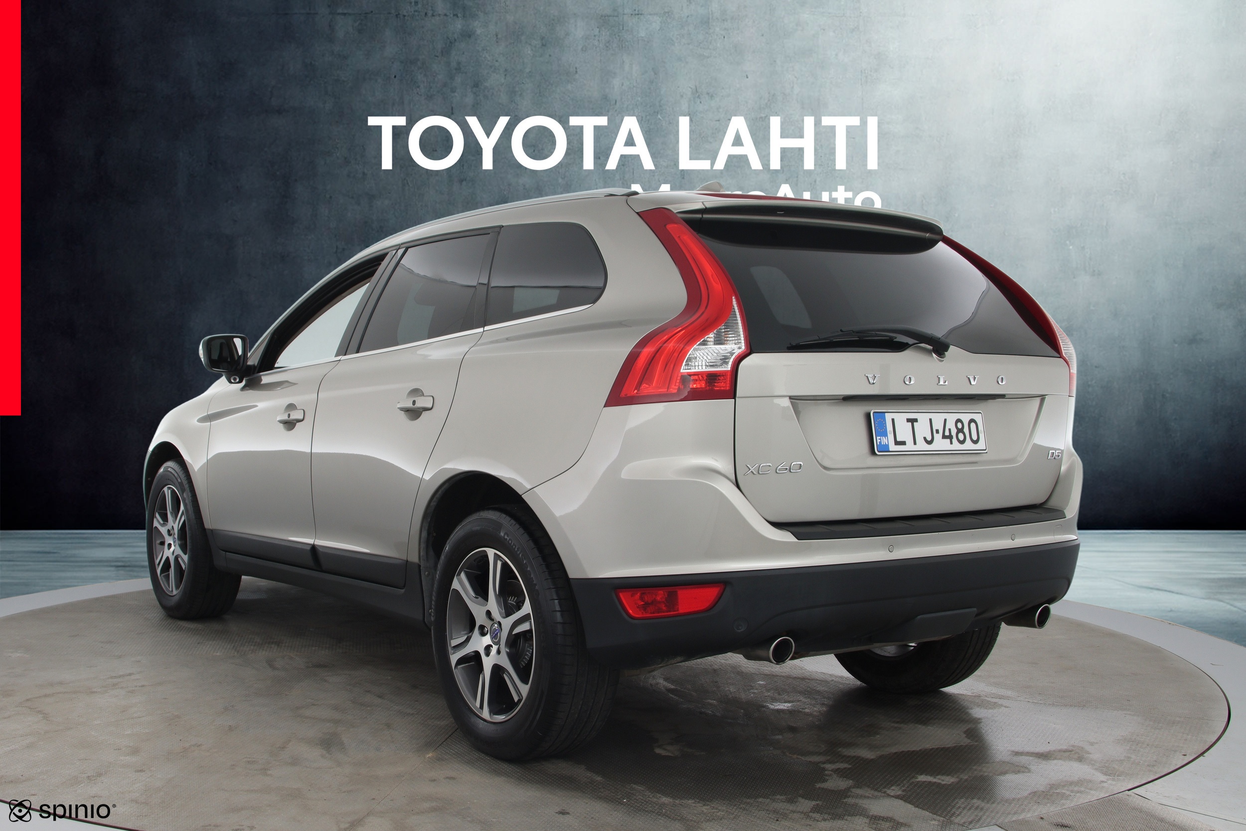 VOLVO XC60 2