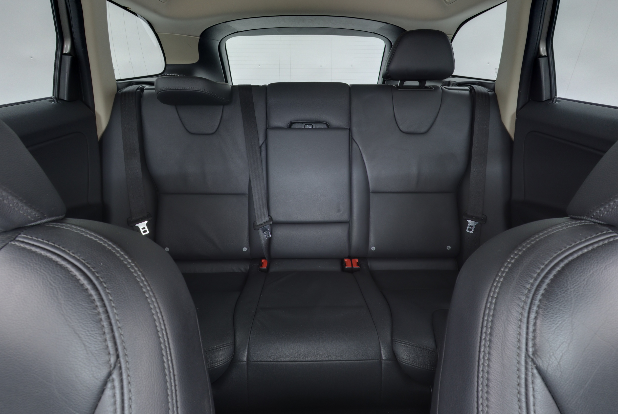VOLVO XC60 9