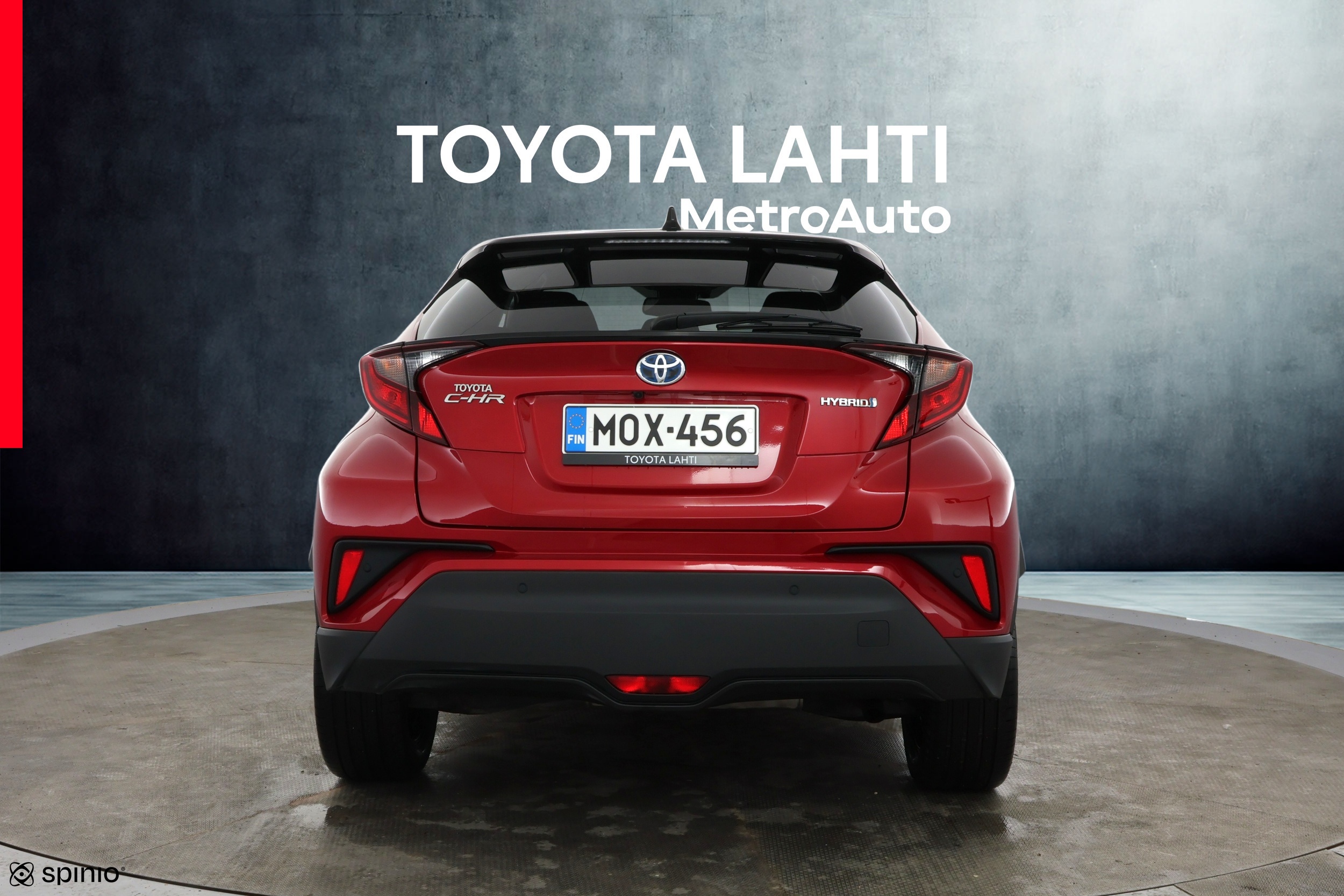 TOYOTA C-HR 4