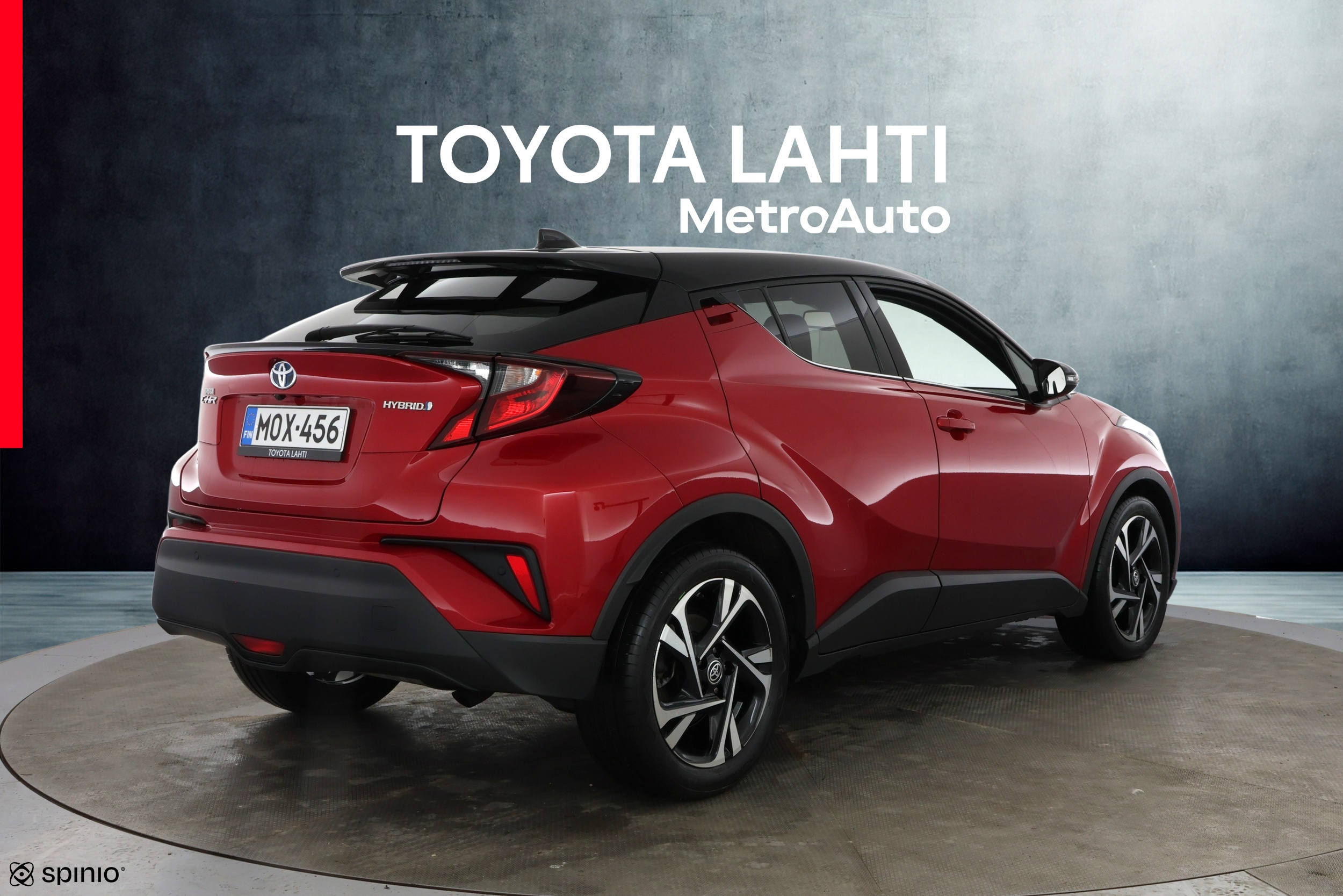 TOYOTA C-HR 5